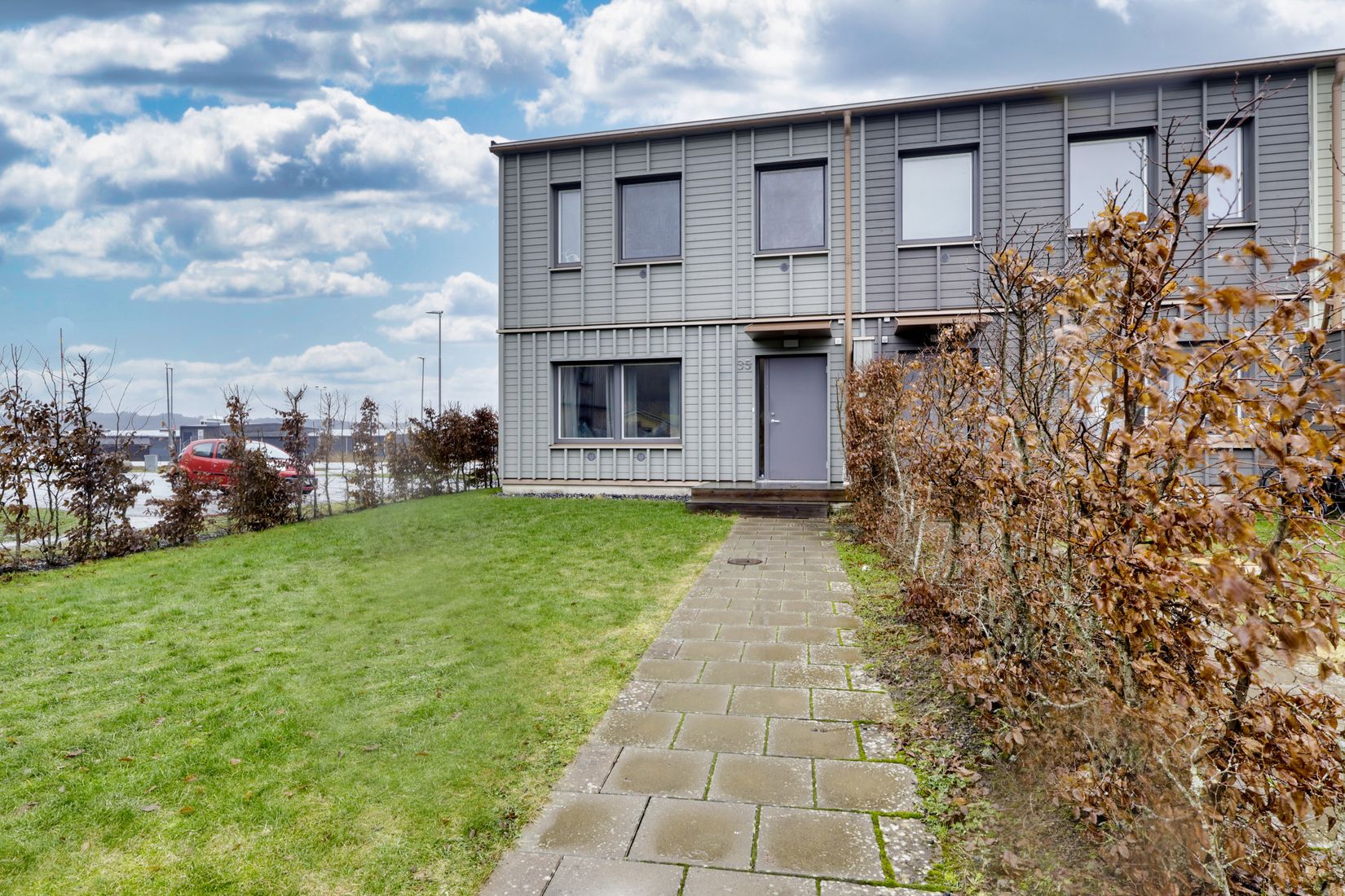 Radhus, Lagaskiftesvägen 35, Ale