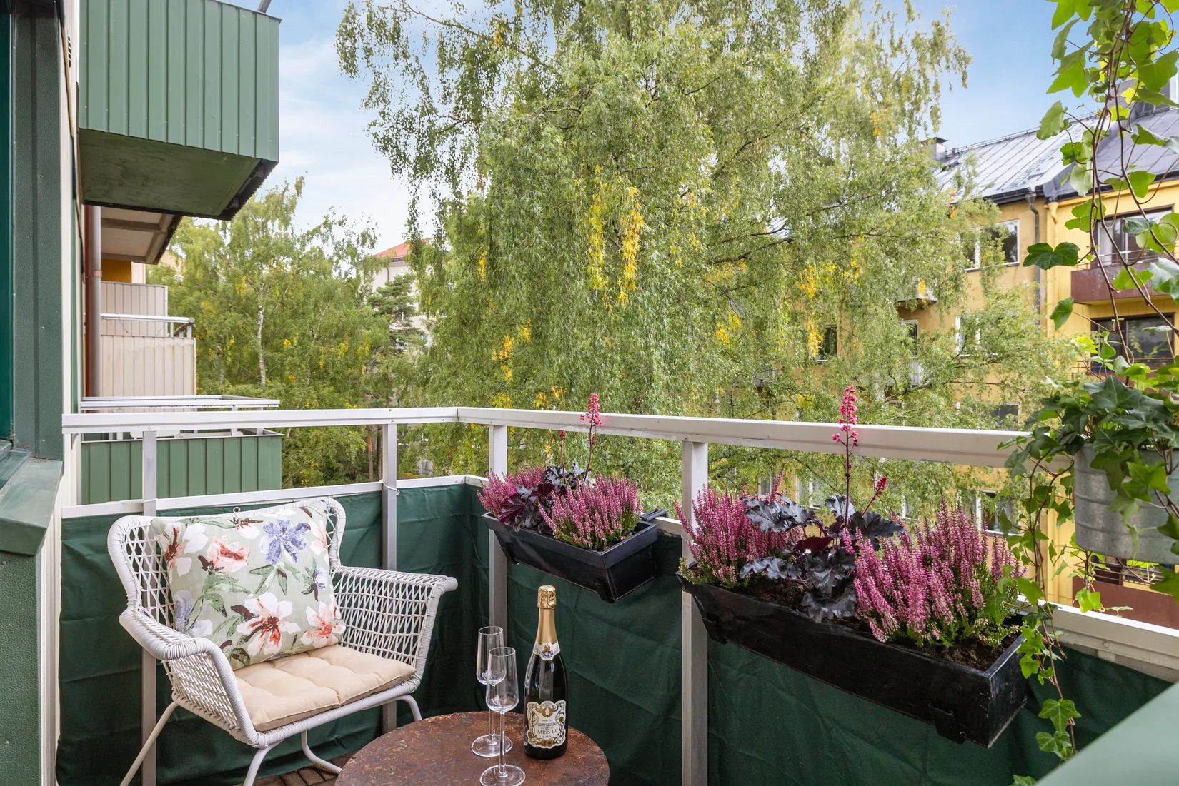 Bostadsrätt, Uppfartsvägen 4A, Gamla Råsunda, Solna