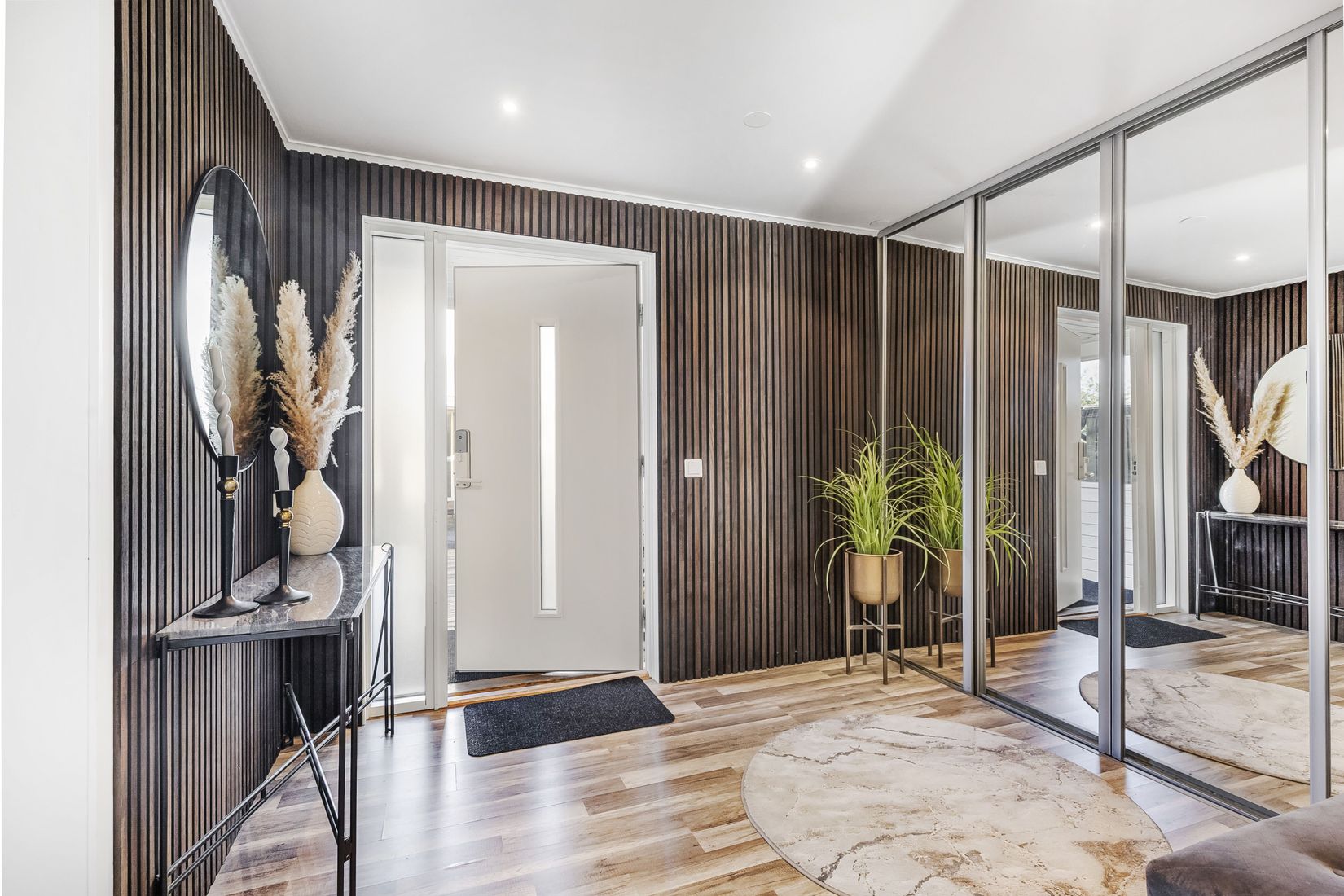 Radhus, Trumpetvägen 150, Eskilstuna