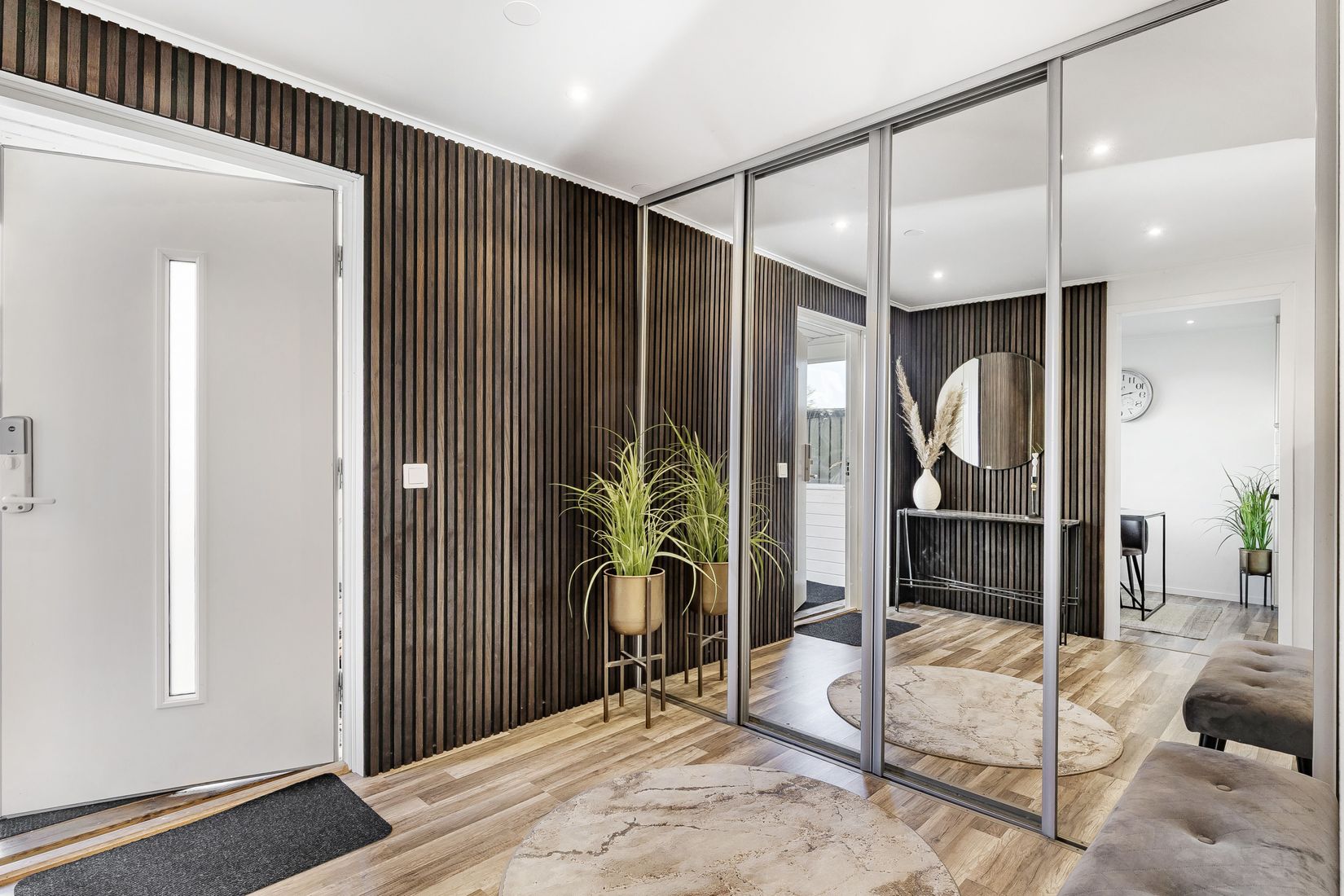 Radhus, Trumpetvägen 150, Eskilstuna