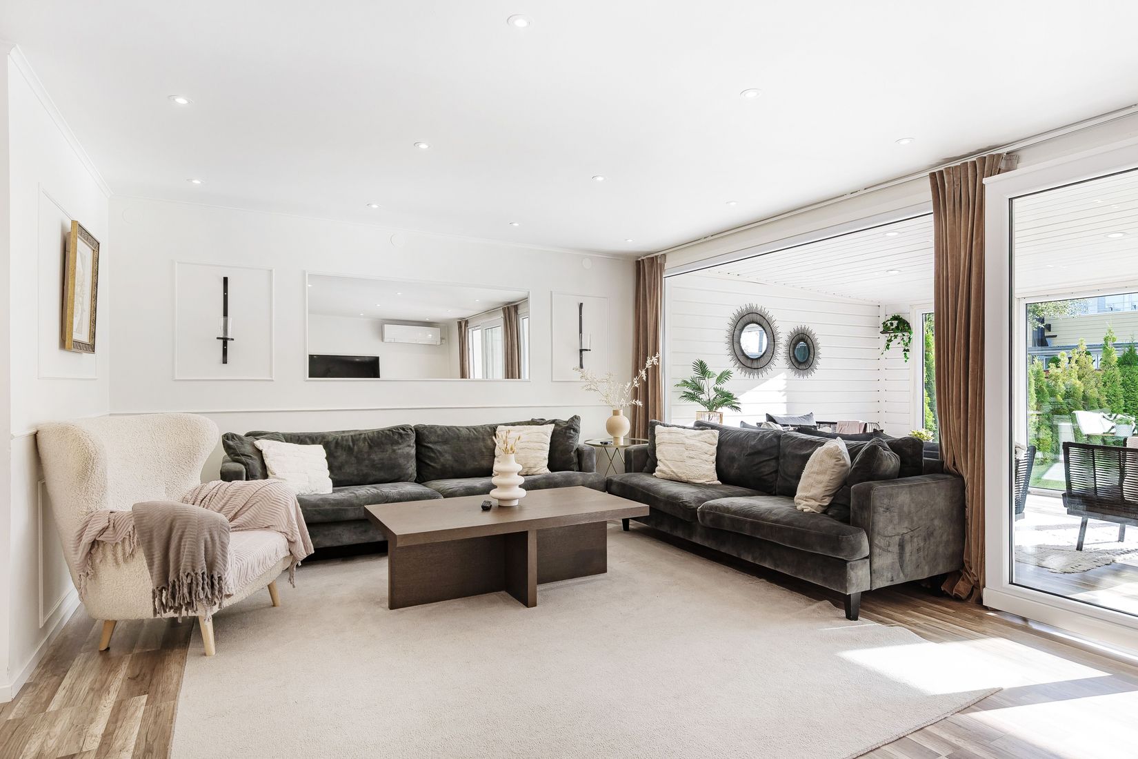 Radhus, Trumpetvägen 150, Eskilstuna