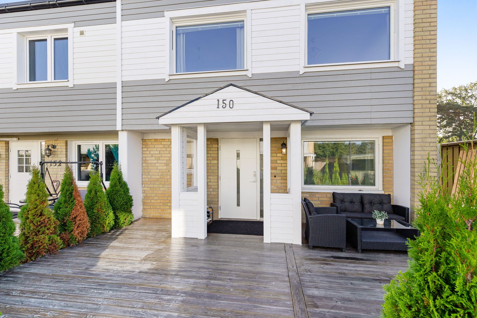 Radhus, Trumpetvägen 150, Eskilstuna