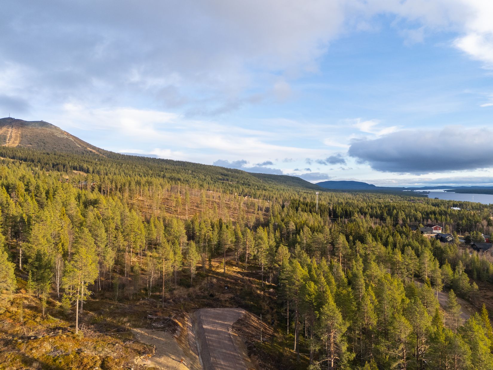 Tomt, Lillfot Jöns väg 7, Härjedalen