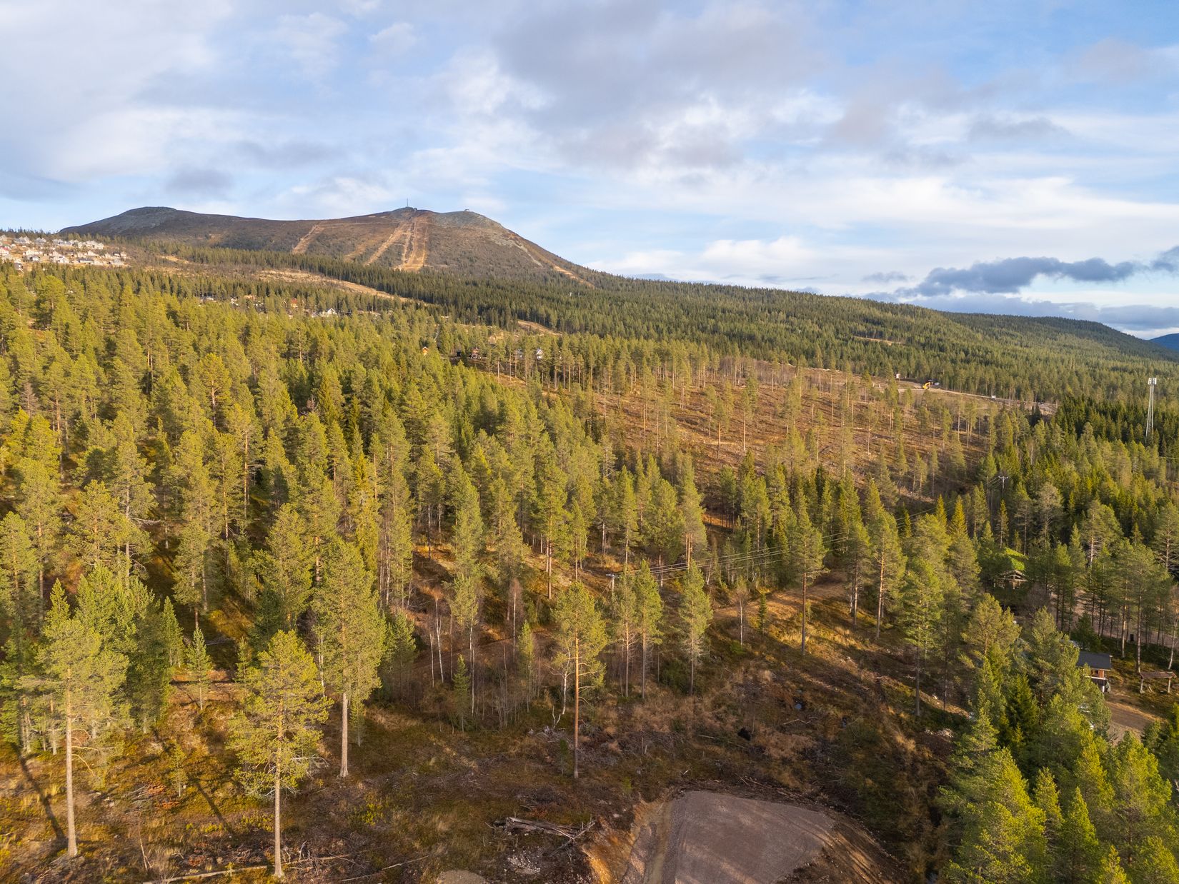 Tomt, Lillfot Jöns väg 7, Härjedalen