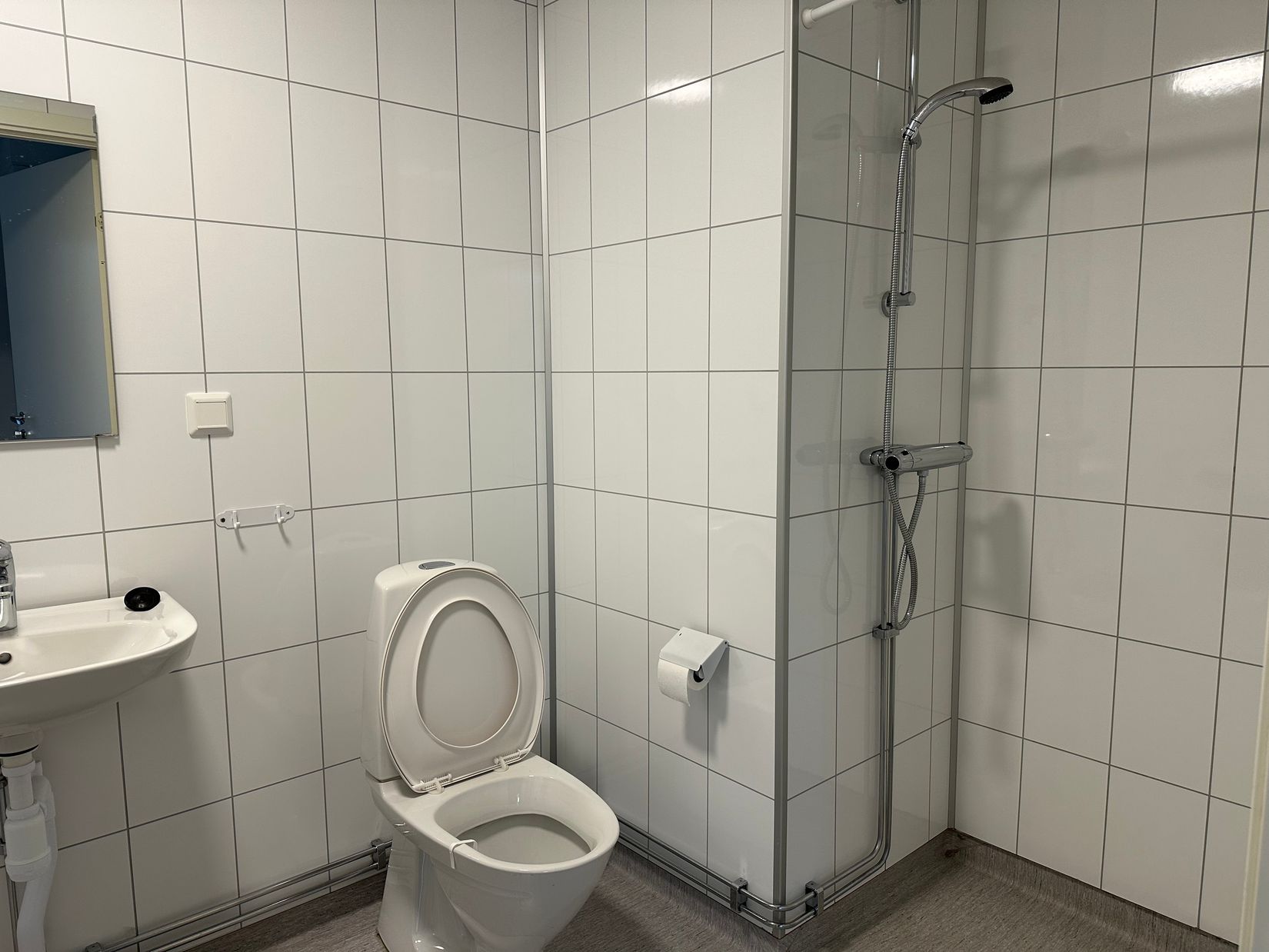 Radhus, Näsvägen 12, 14, 16 A-E, Österåker