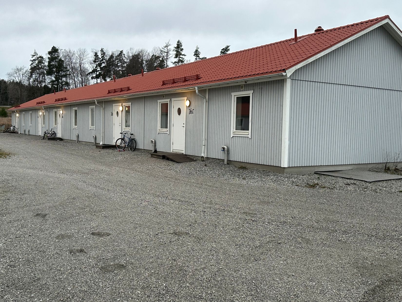 Radhus, Näsvägen 12, 14, 16 A-E, Österåker