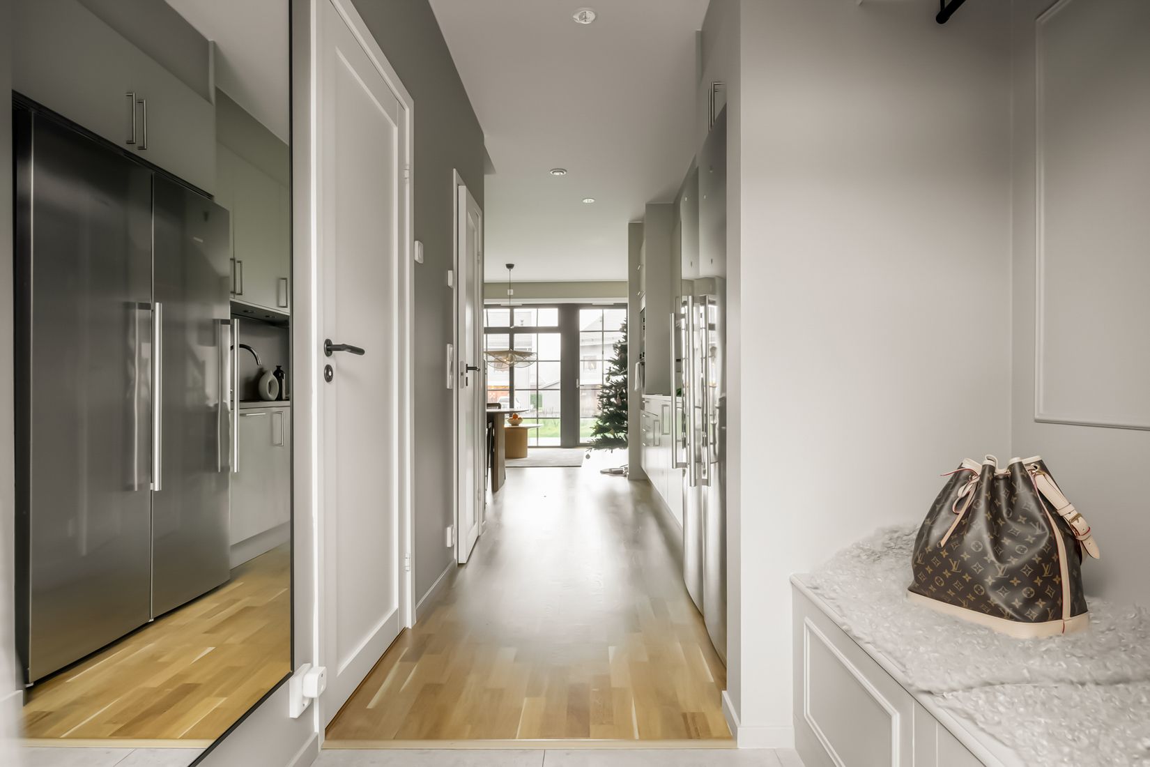 Radhus, Torsbyslingan 19, Torsby, Värmdö