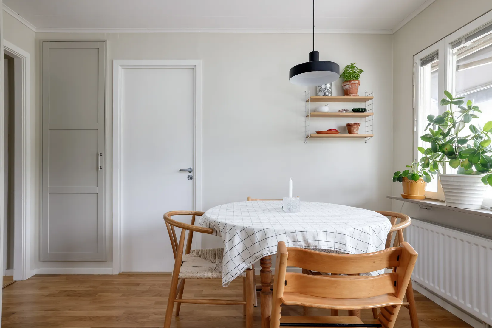 Villa, Radhus, Erikshultsvägen 20, Adolfsberg, Örebro