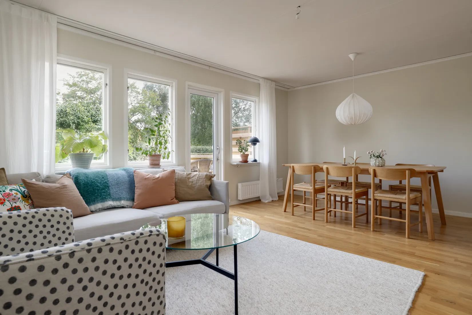 Villa, Radhus, Erikshultsvägen 20, Adolfsberg, Örebro