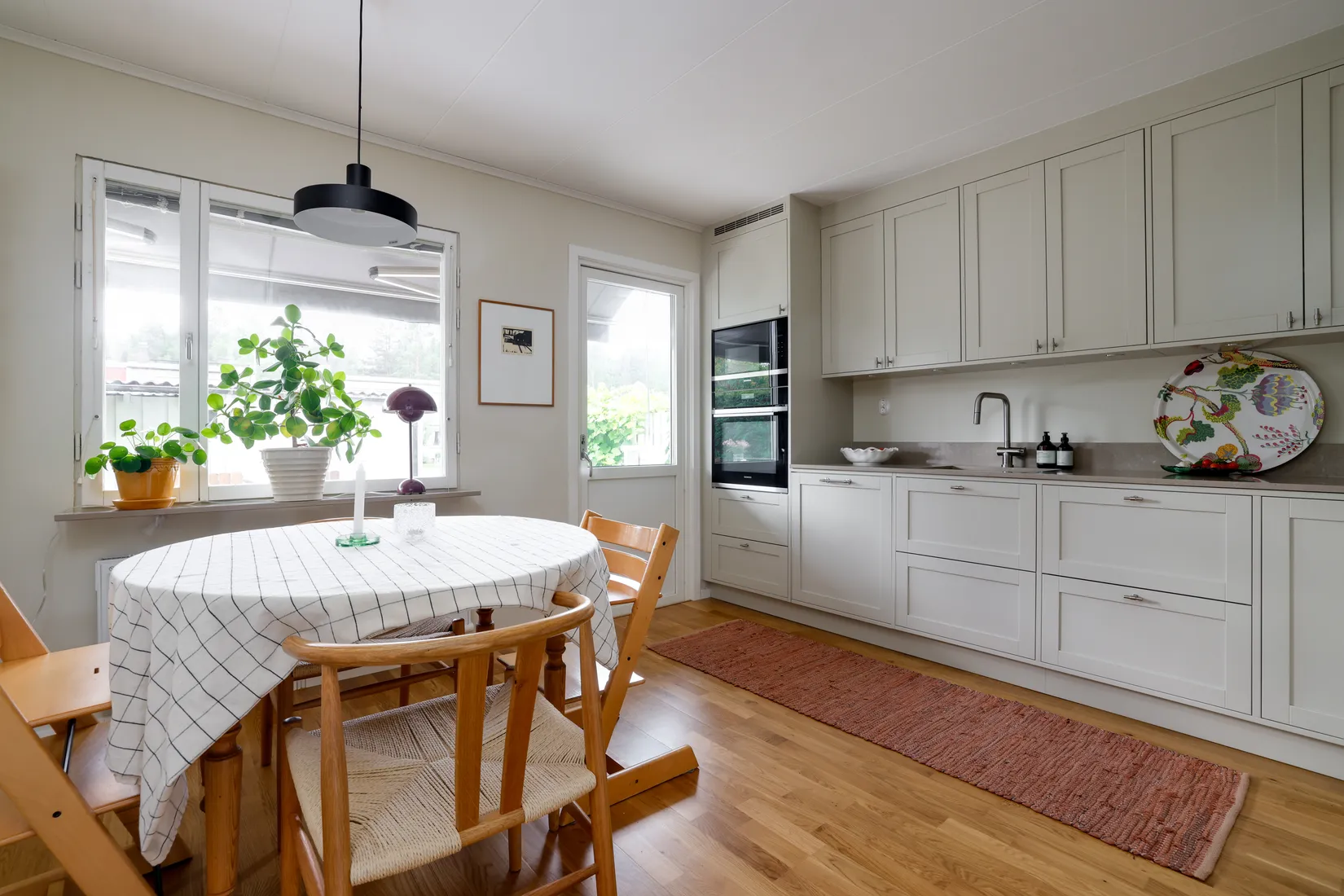 Villa, Radhus, Erikshultsvägen 20, Adolfsberg, Örebro