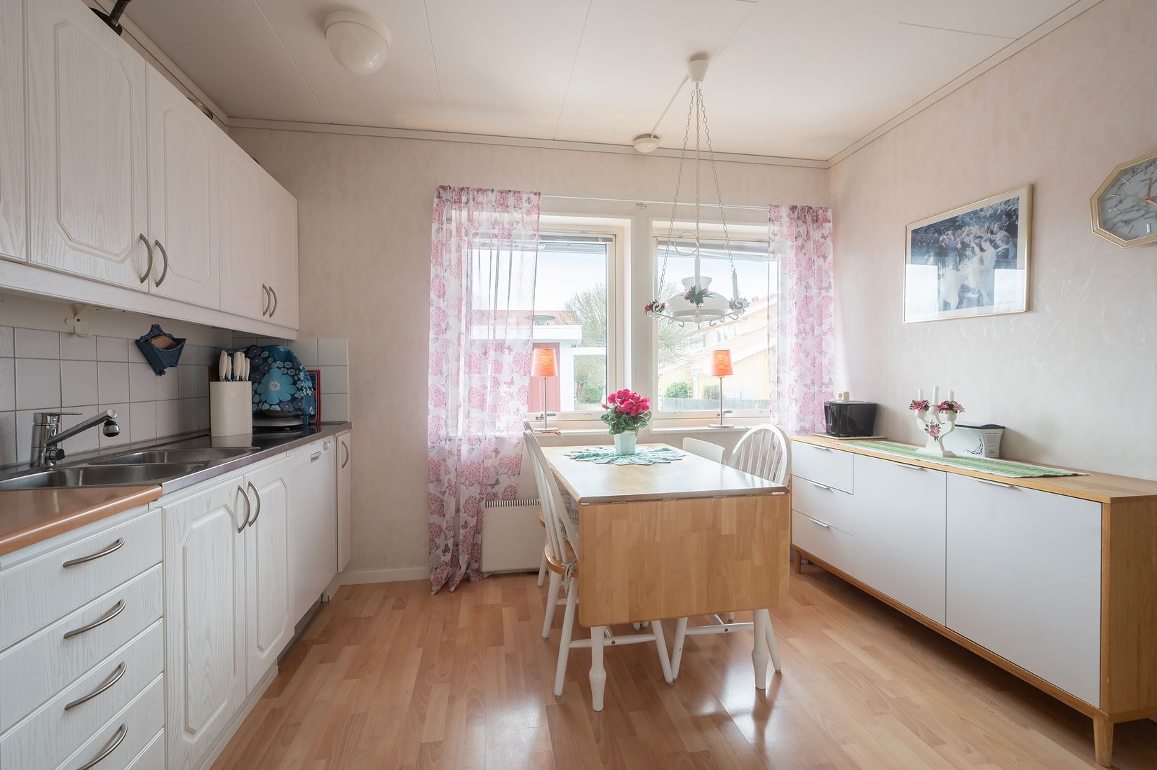 Radhus, Blomstergränd 19, Vistaberg, Huddinge