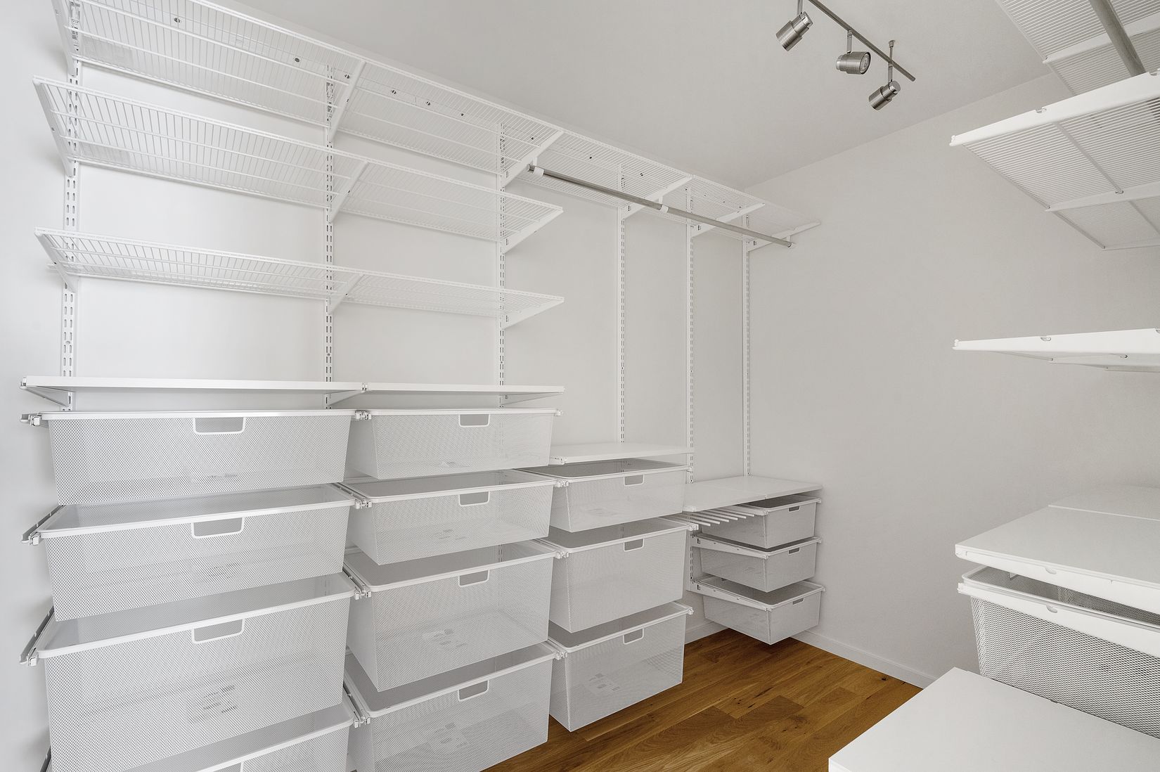 Villa, Radhus, Tunnlandsvägen 3, Viksjö, Järfälla