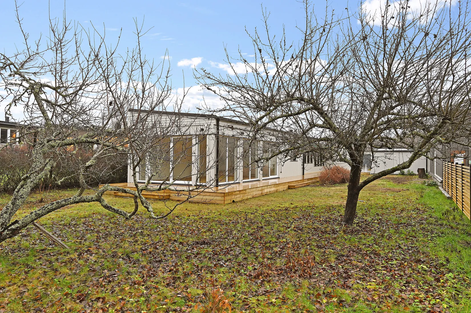 Villa, Radhus, Tunnlandsvägen 3, Viksjö, Järfälla