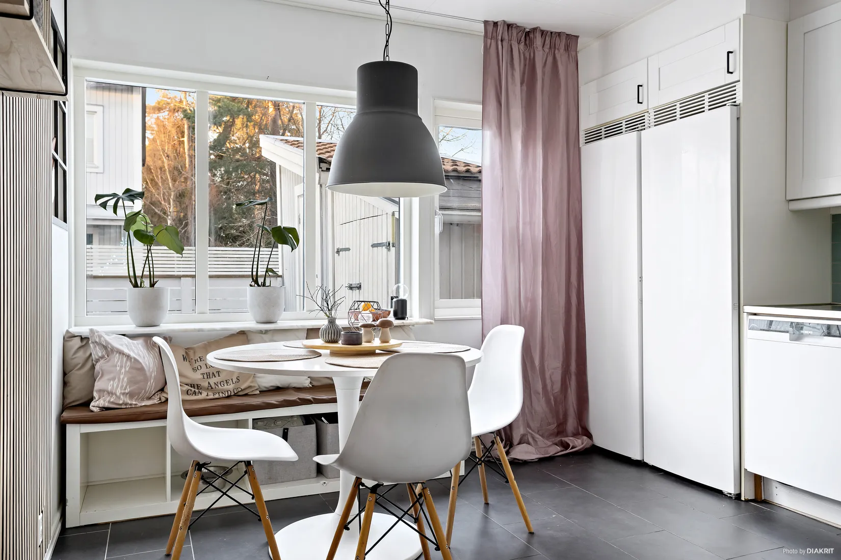 Villa, Radhus, Äppelblomsvägen 135, Torshäll, Värmdö