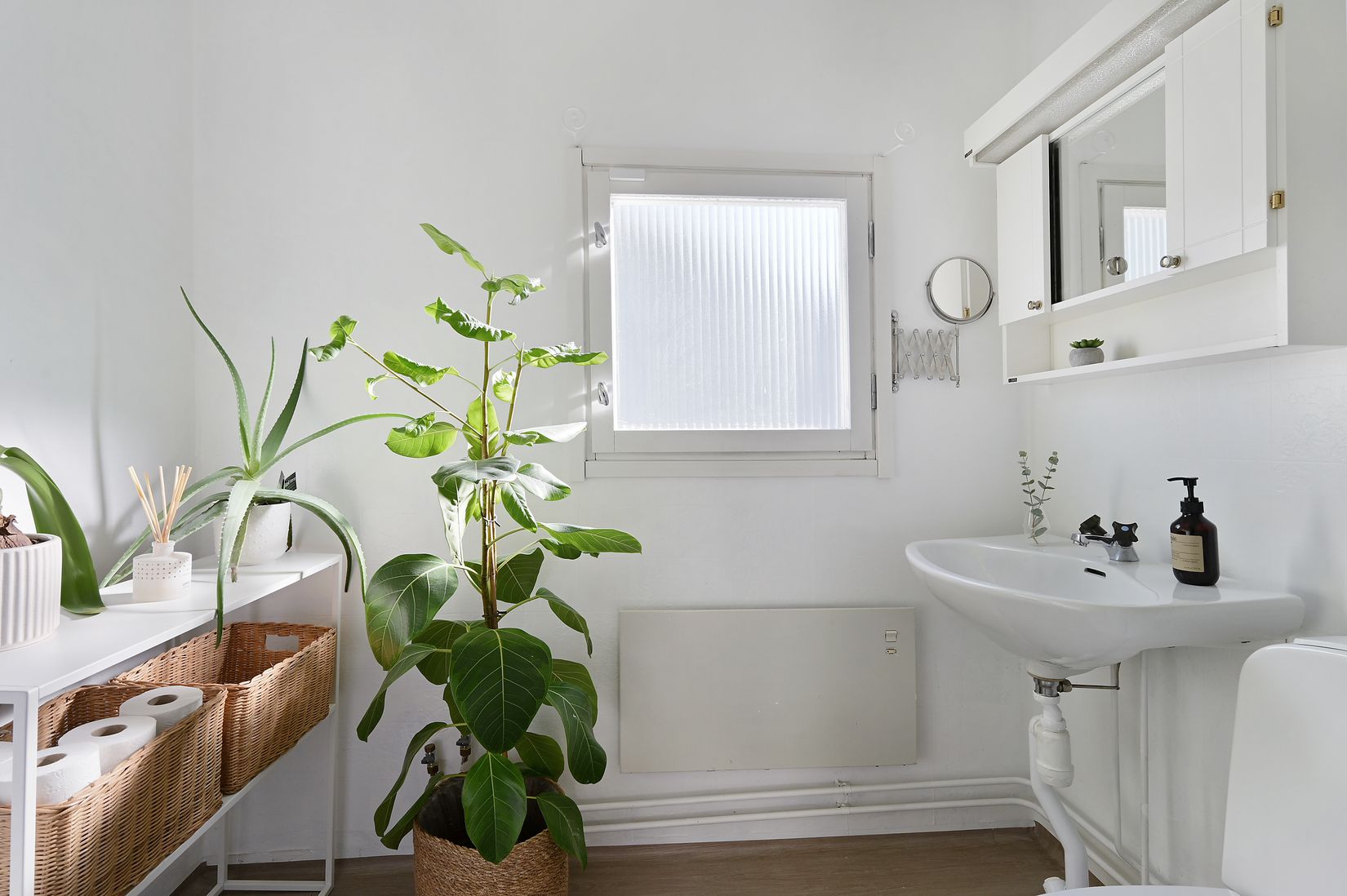 Villa, Radhus, Polygonvägen 4, Viksjö, Järfälla