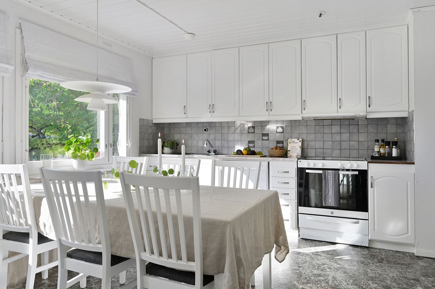 Villa, Radhus, Polygonvägen 4, Viksjö, Järfälla