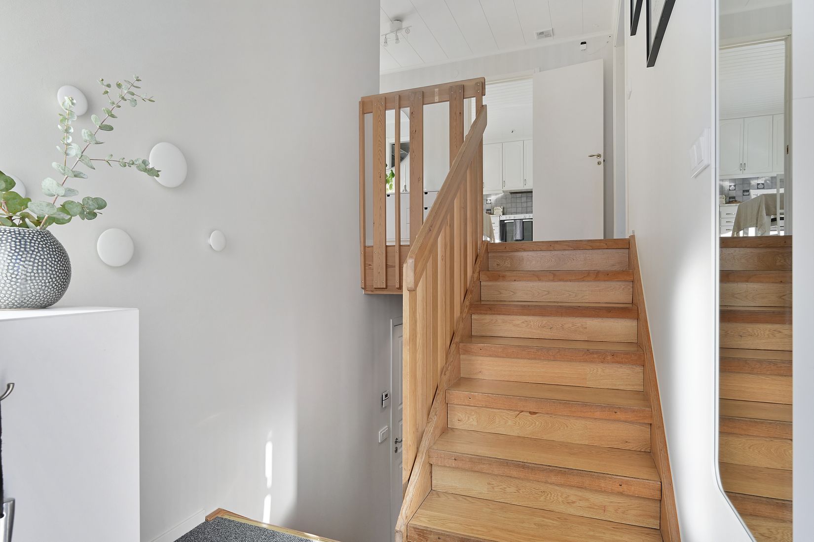 Villa, Radhus, Polygonvägen 4, Viksjö, Järfälla