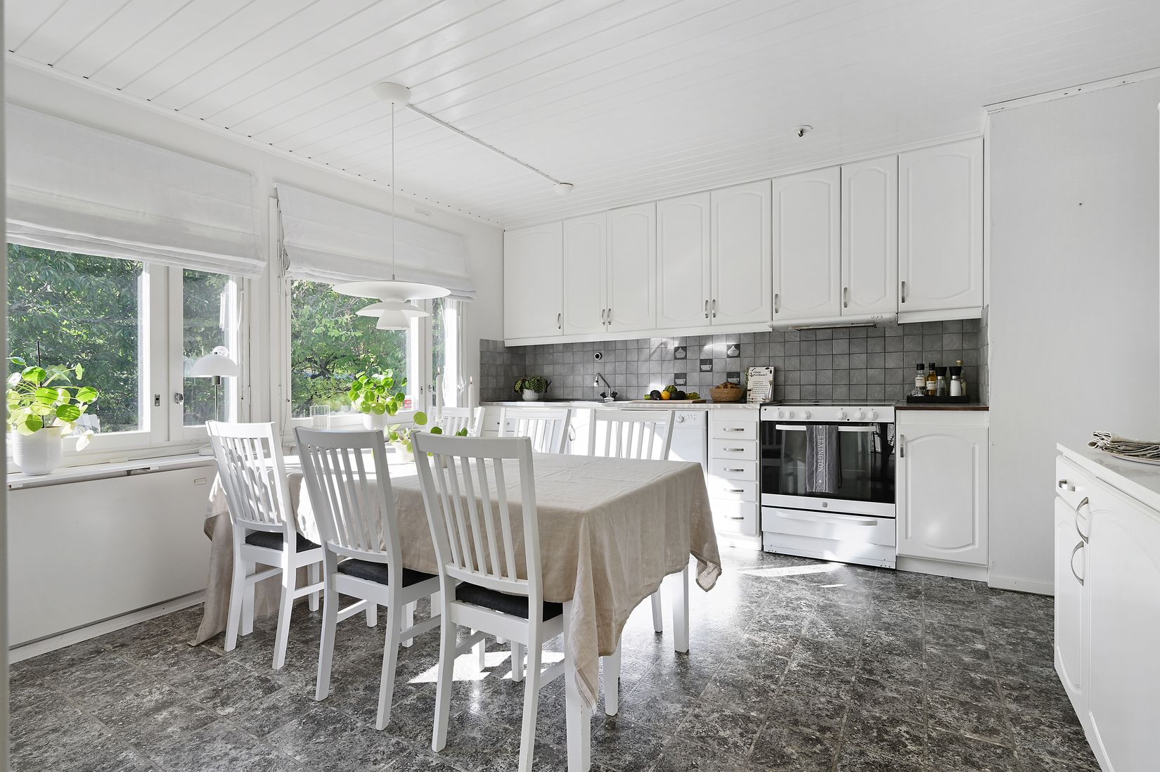 Villa, Radhus, Polygonvägen 4, Viksjö, Järfälla