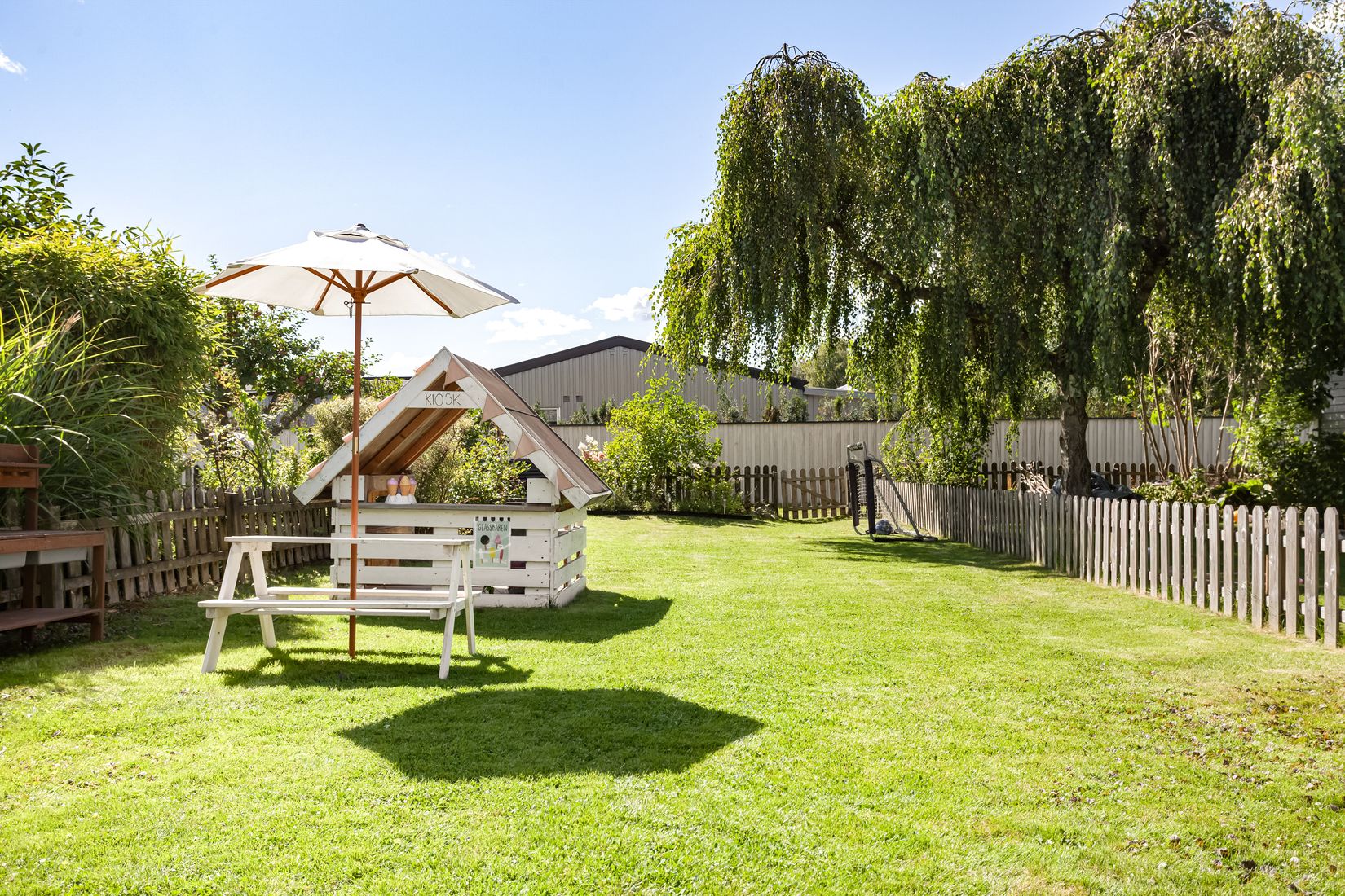 Villa, Radhus, Nyebrostigen 18, Lerum - Centralt, Lerum