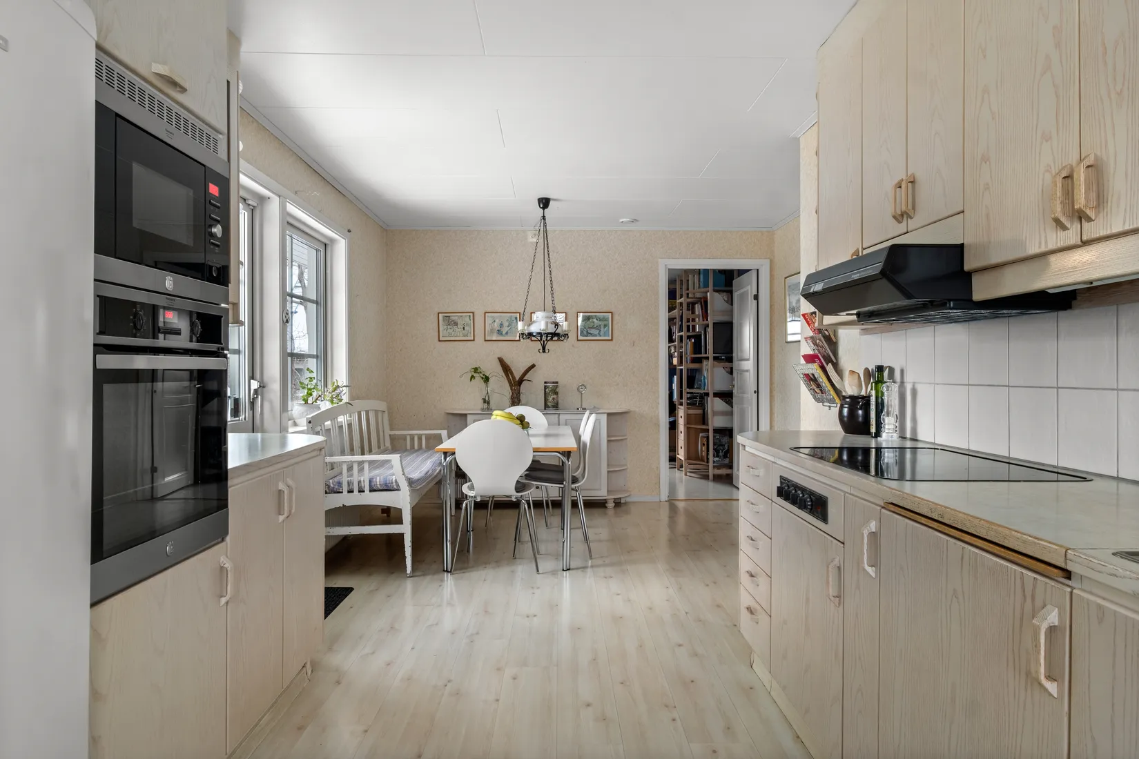 Villa, Trångsundsvägen 50B, Fornudden-Persudde, Tyresö