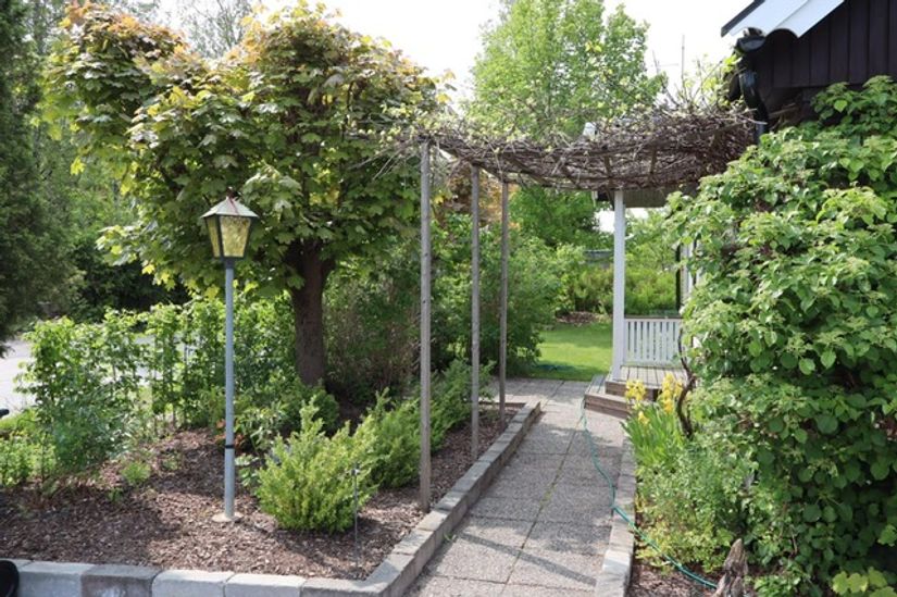 Villa, Skolvägen 23, Trollbäcken, Tyresö