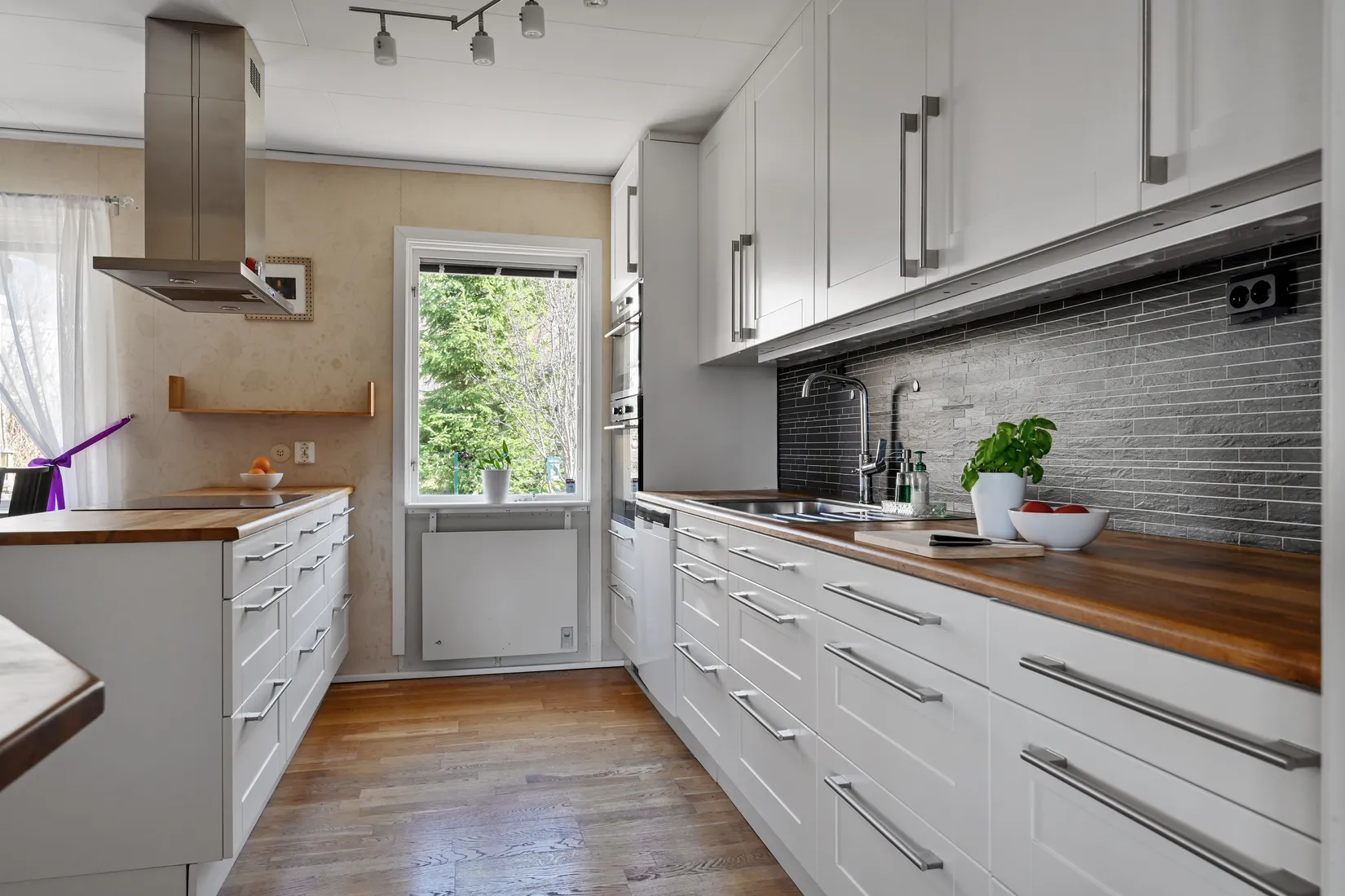 Villa, Ringvägen 6C, Runby, Upplands Väsby