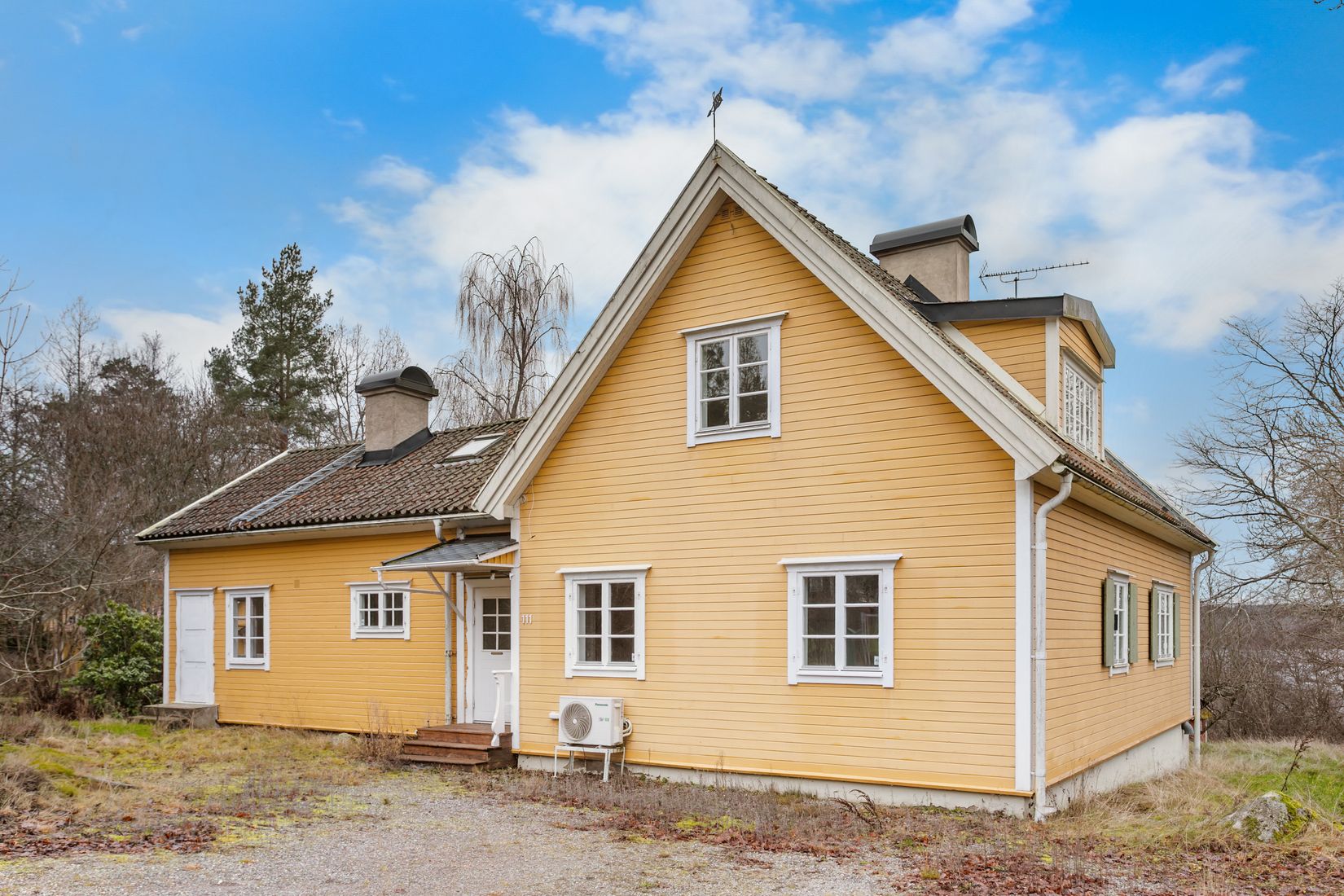Villa, Ängsjövägen 111, Lund - Ängsjövägen, Järfälla