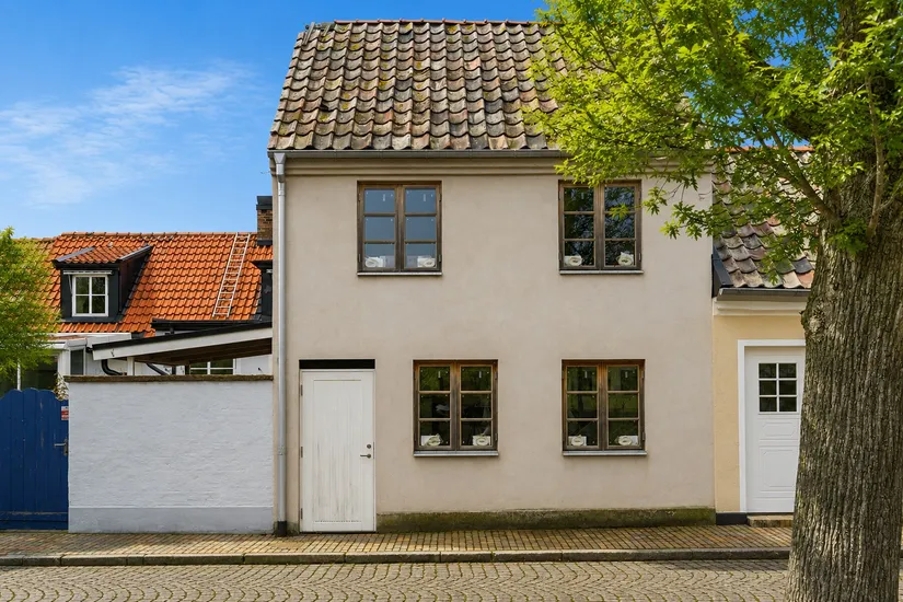 Villa, Kvarntorget 35/Bytaregatan 20, Kvarntorget, Landskrona