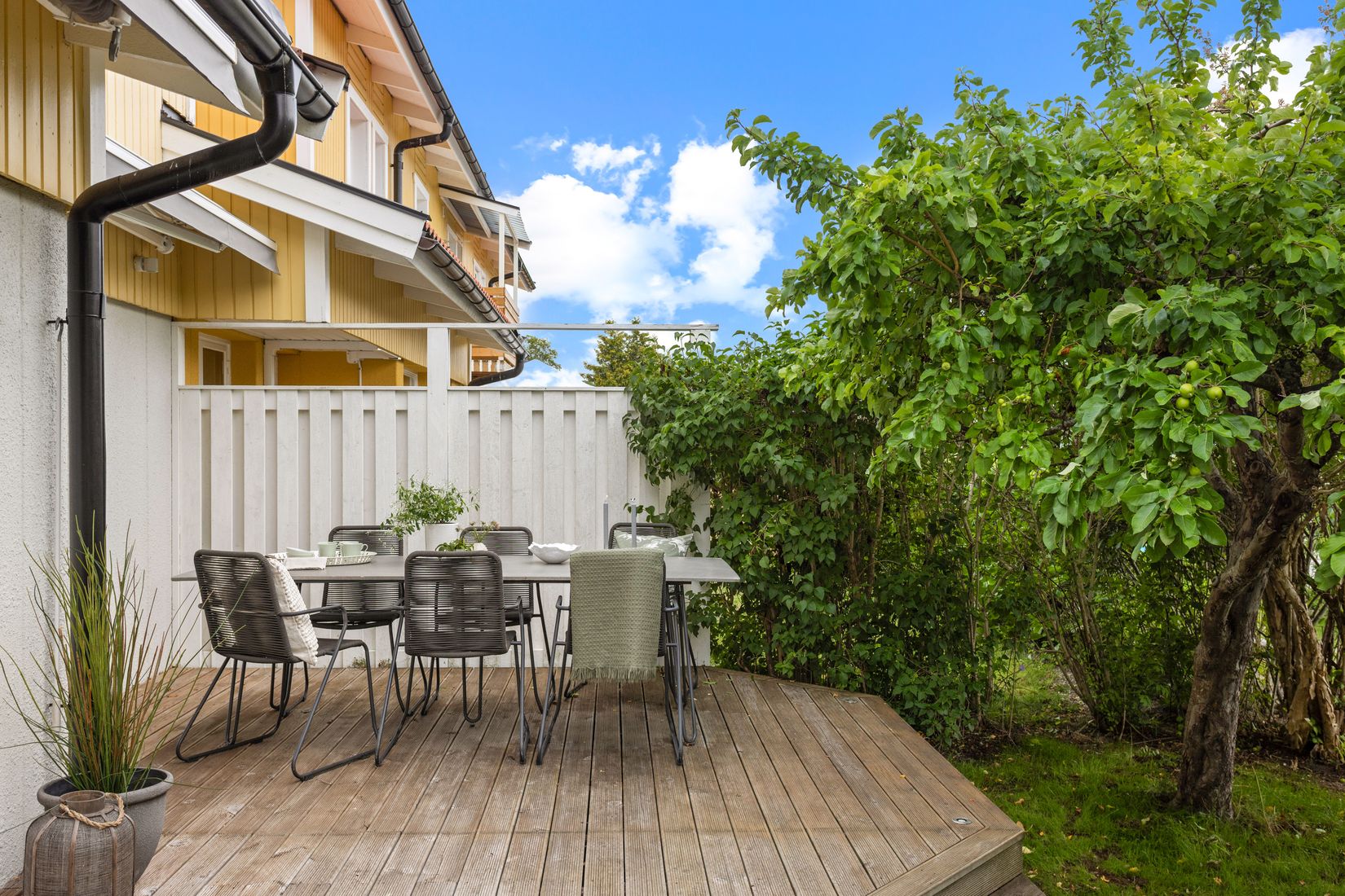 Villa, Radhus, Taffelgränd 9, Viksjö Hummelmora, Järfälla