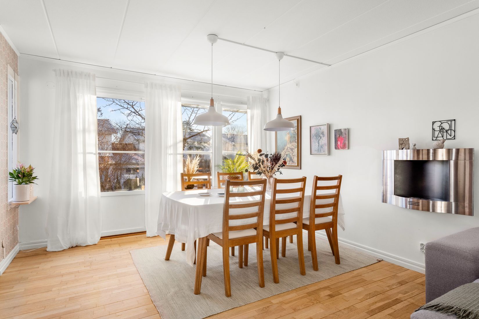 Villa, Radhus, Taffelgränd 9, Viksjö Hummelmora, Järfälla