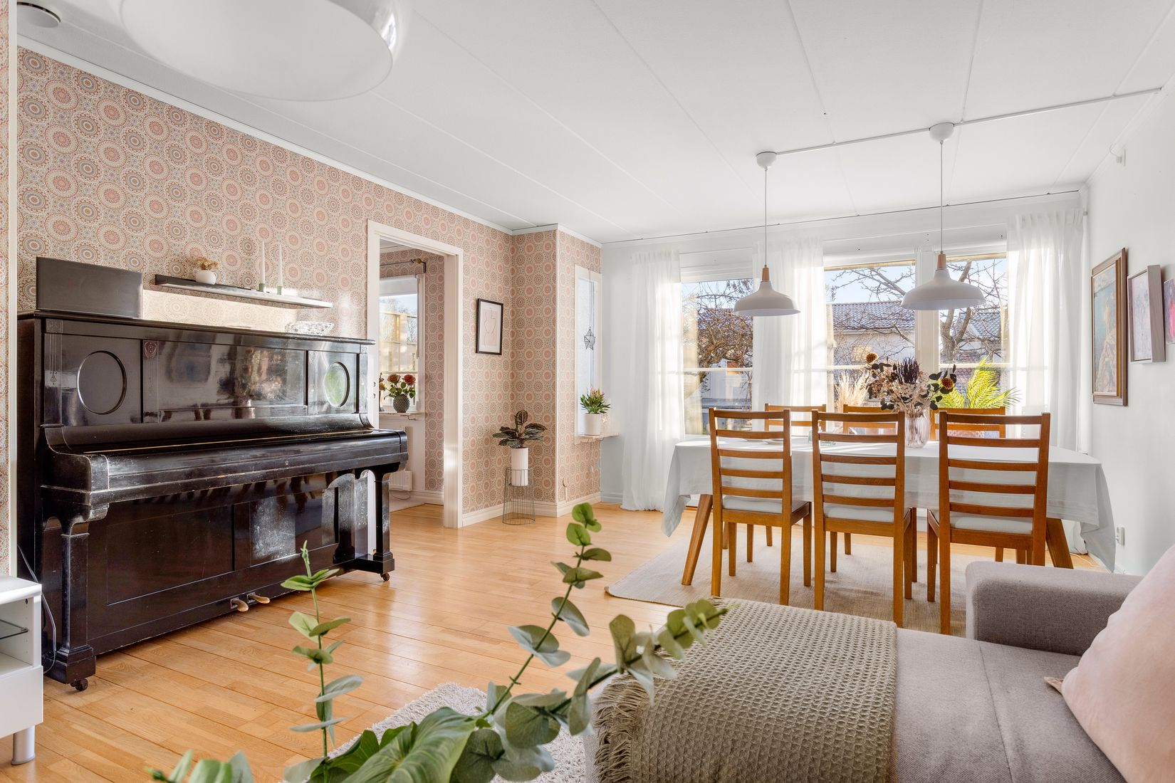 Villa, Radhus, Taffelgränd 9, Viksjö Hummelmora, Järfälla