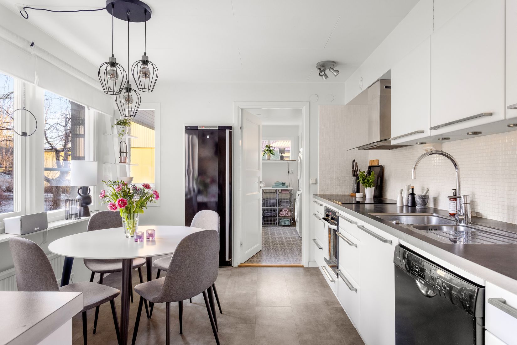 Villa, Radhus, Taffelgränd 9, Viksjö Hummelmora, Järfälla