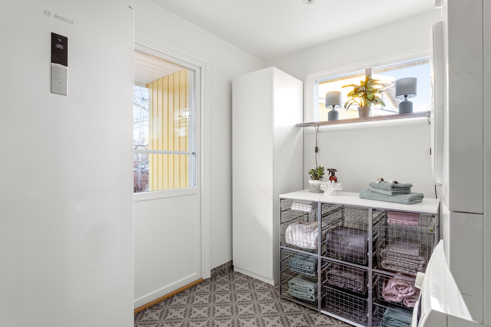 Villa, Radhus, Taffelgränd 9, Viksjö Hummelmora, Järfälla