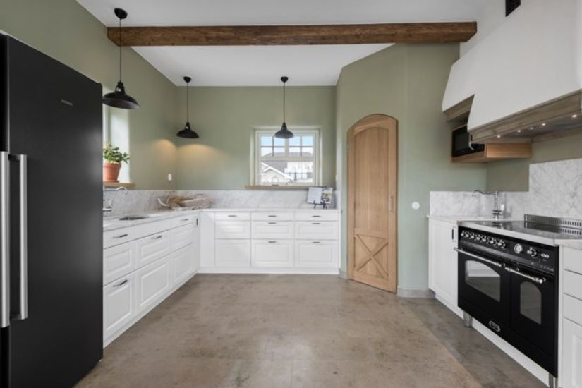 Villa, Hövdingevägen 92, Väsjön, Sollentuna