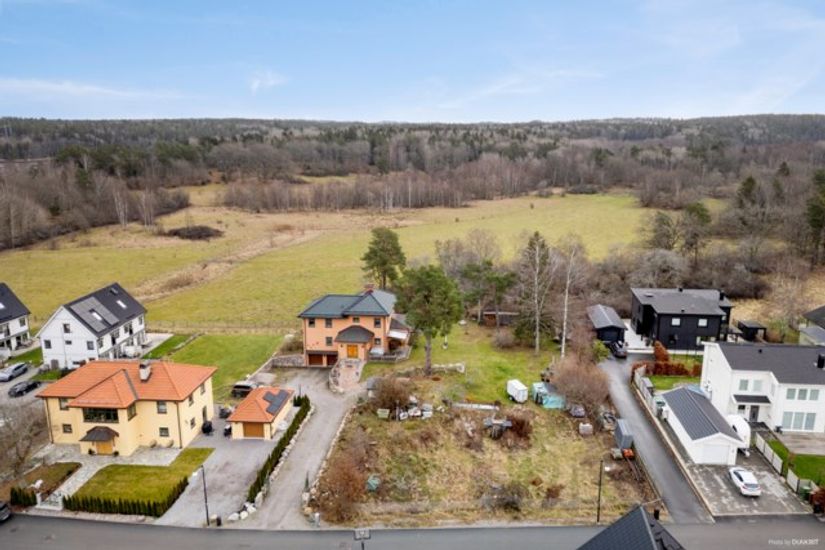 Villa, Hövdingevägen 92, Väsjön, Sollentuna