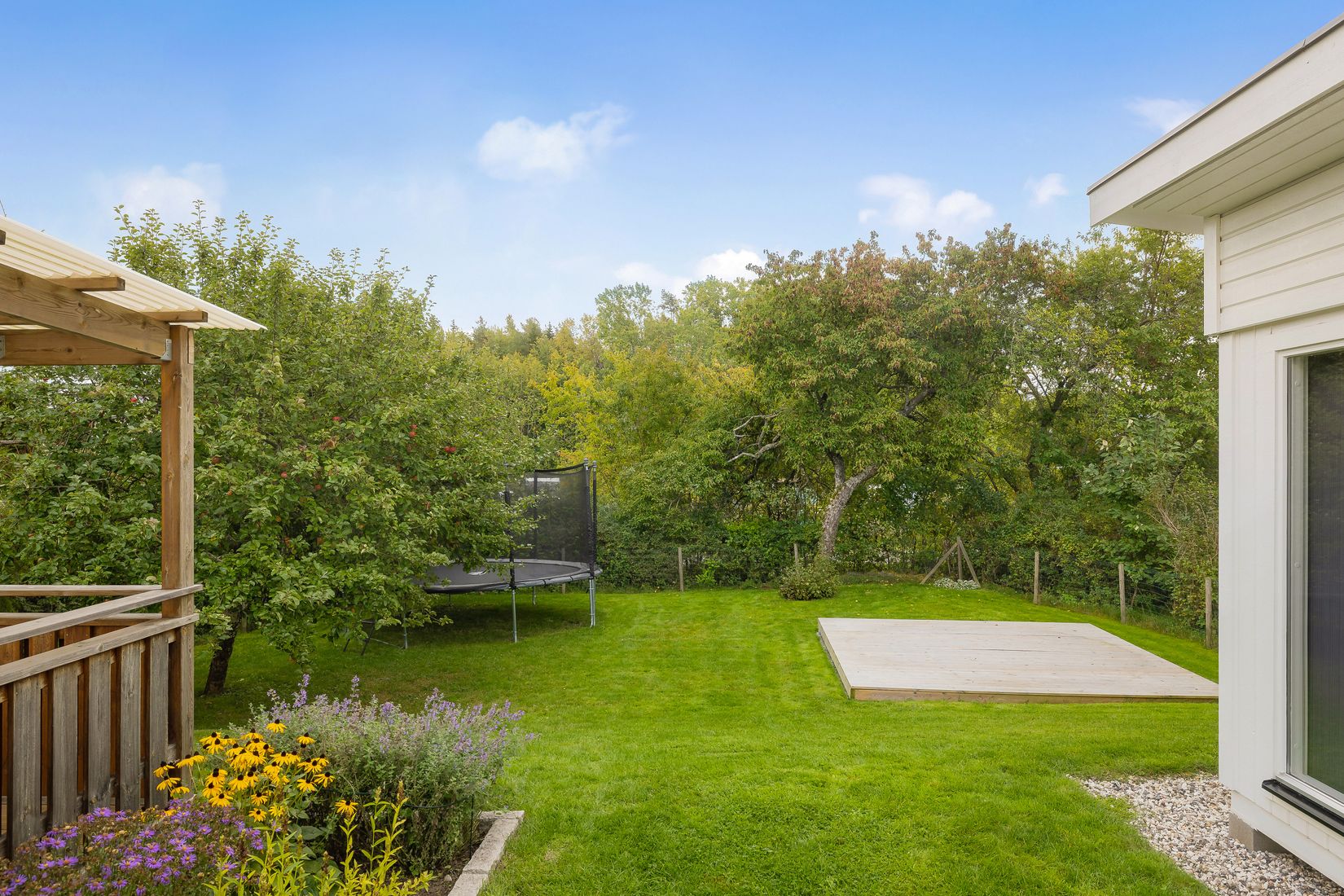 Villa, Radhus, Rågvägen 15, Viksjö, Järfälla