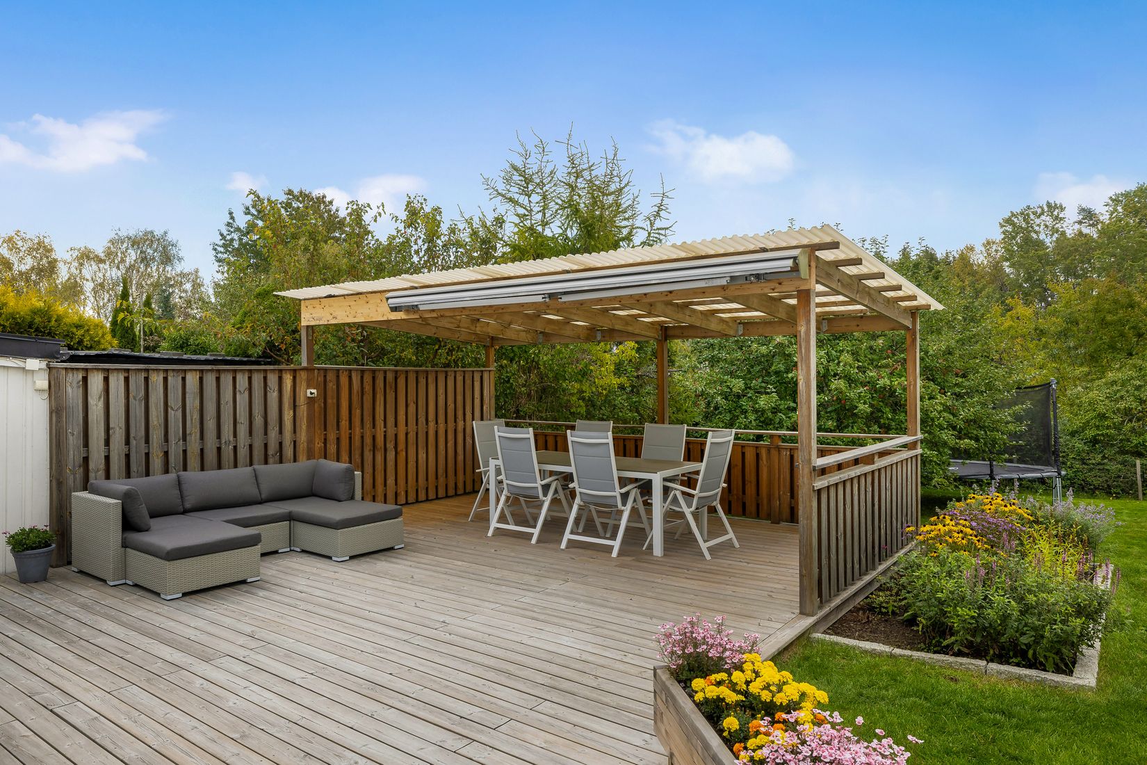 Villa, Radhus, Rågvägen 15, Viksjö, Järfälla