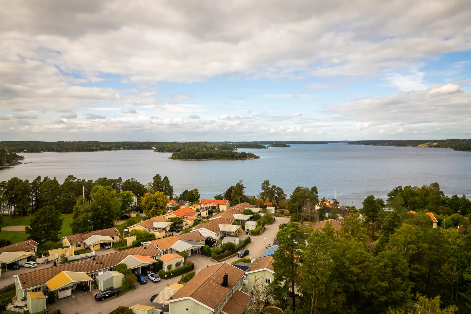 Radhus, Berglinds väg 25, Haghulta, Värmdö