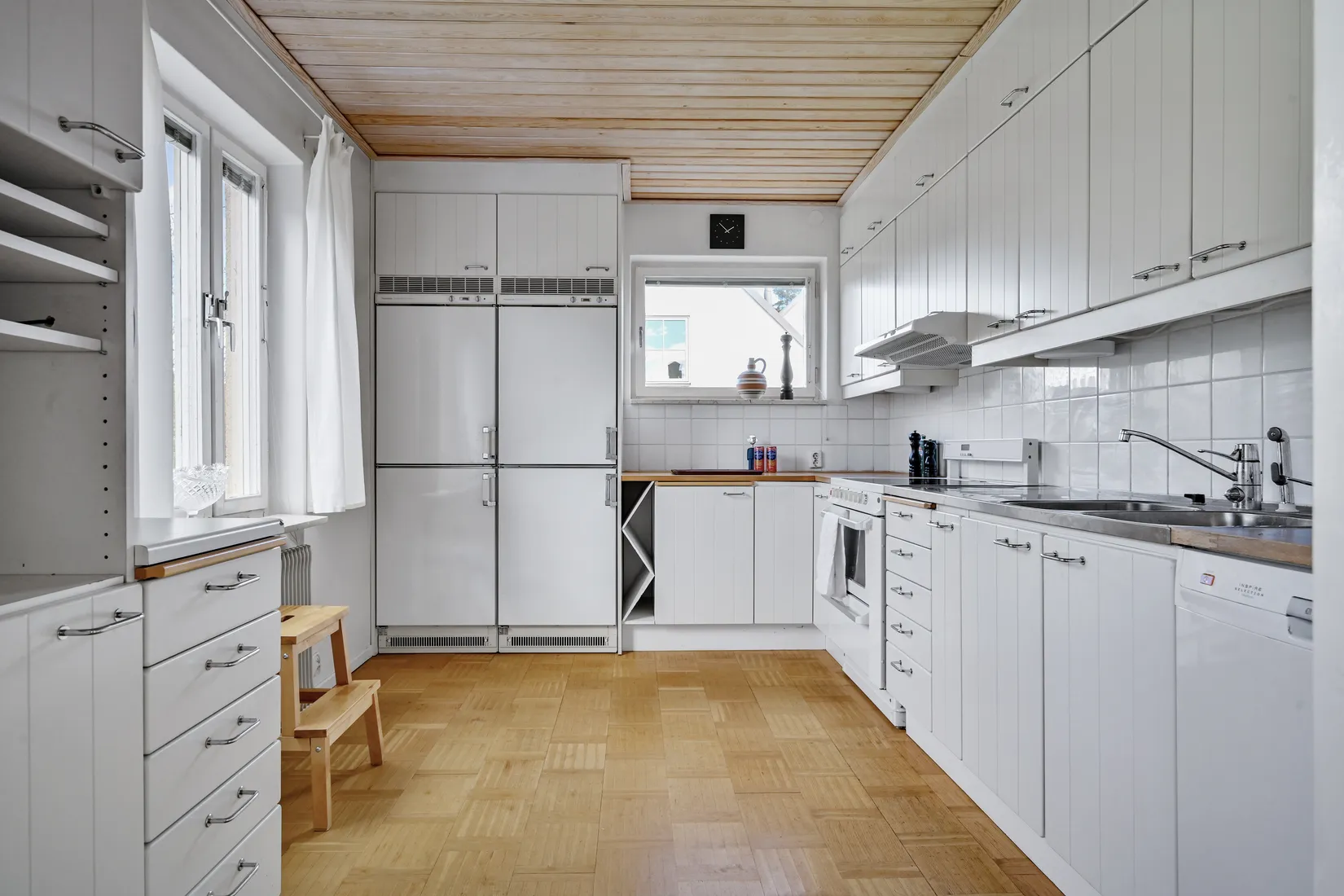 Villa, Domherrevägen 5, Näsbypark, Täby