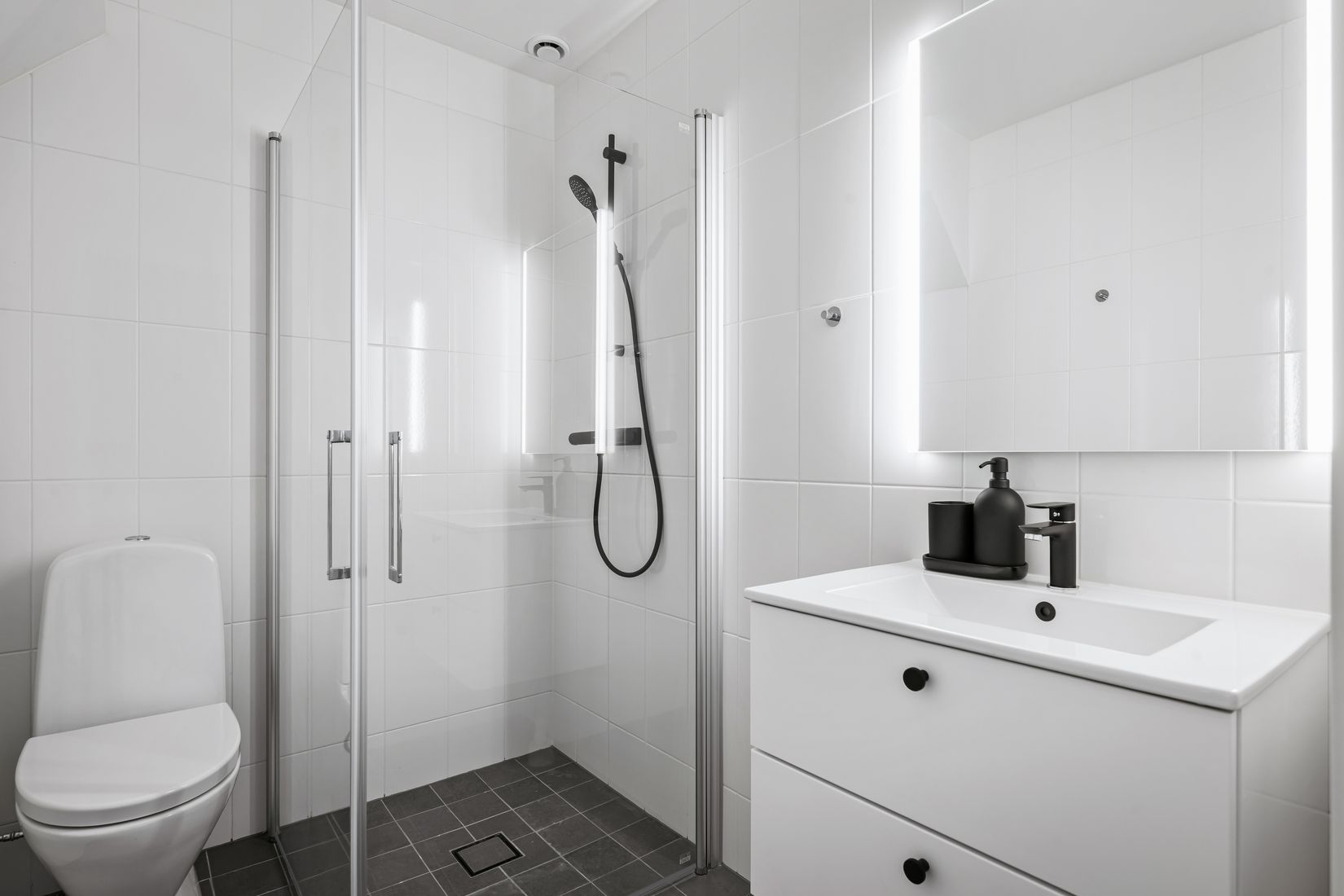 Bostadsrätt, Radhus, Troxhammar byväg 31C, Troxhammar, Ekerö