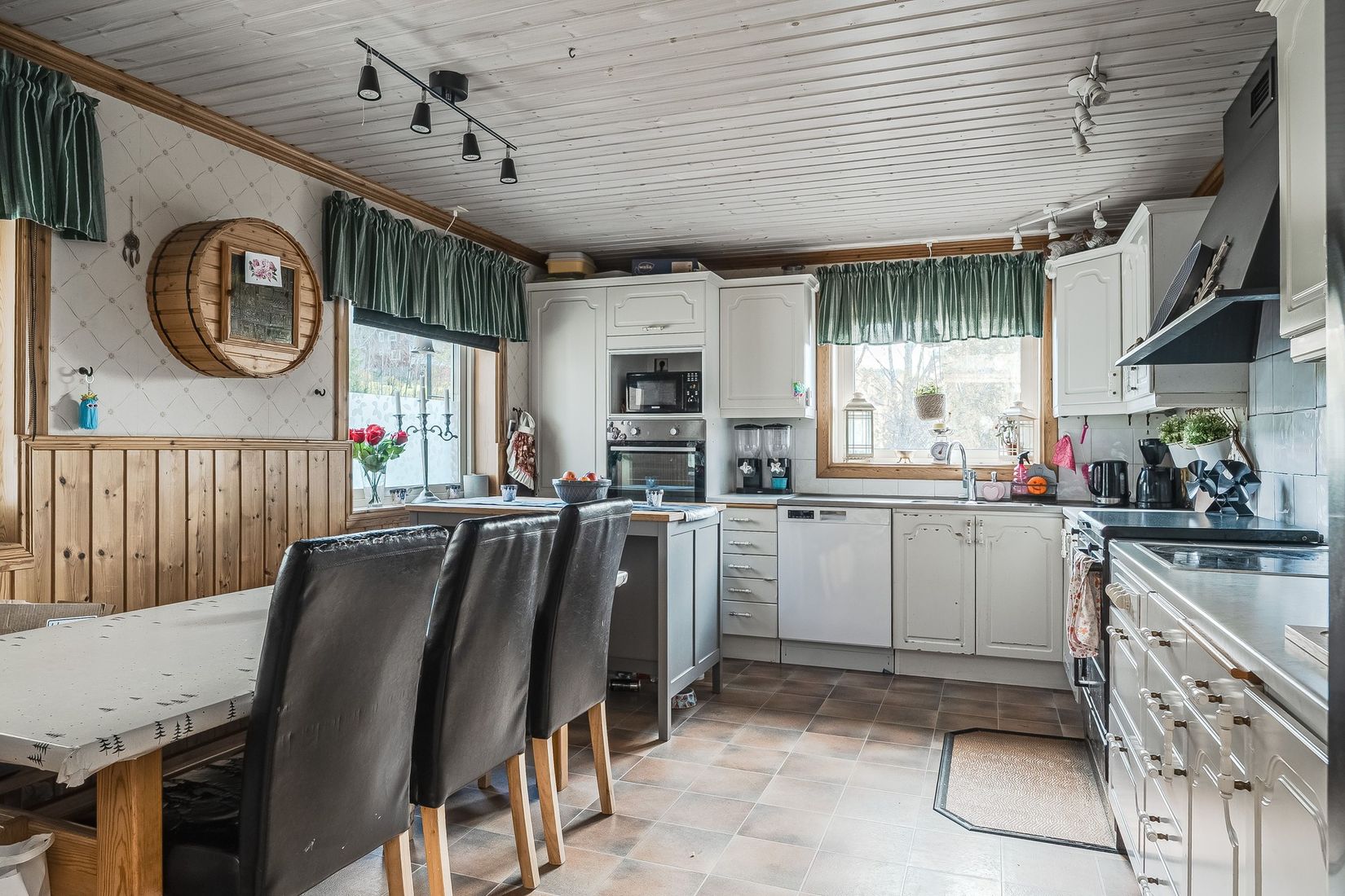 Villa, Dacke 103, Liden, Sundsvall