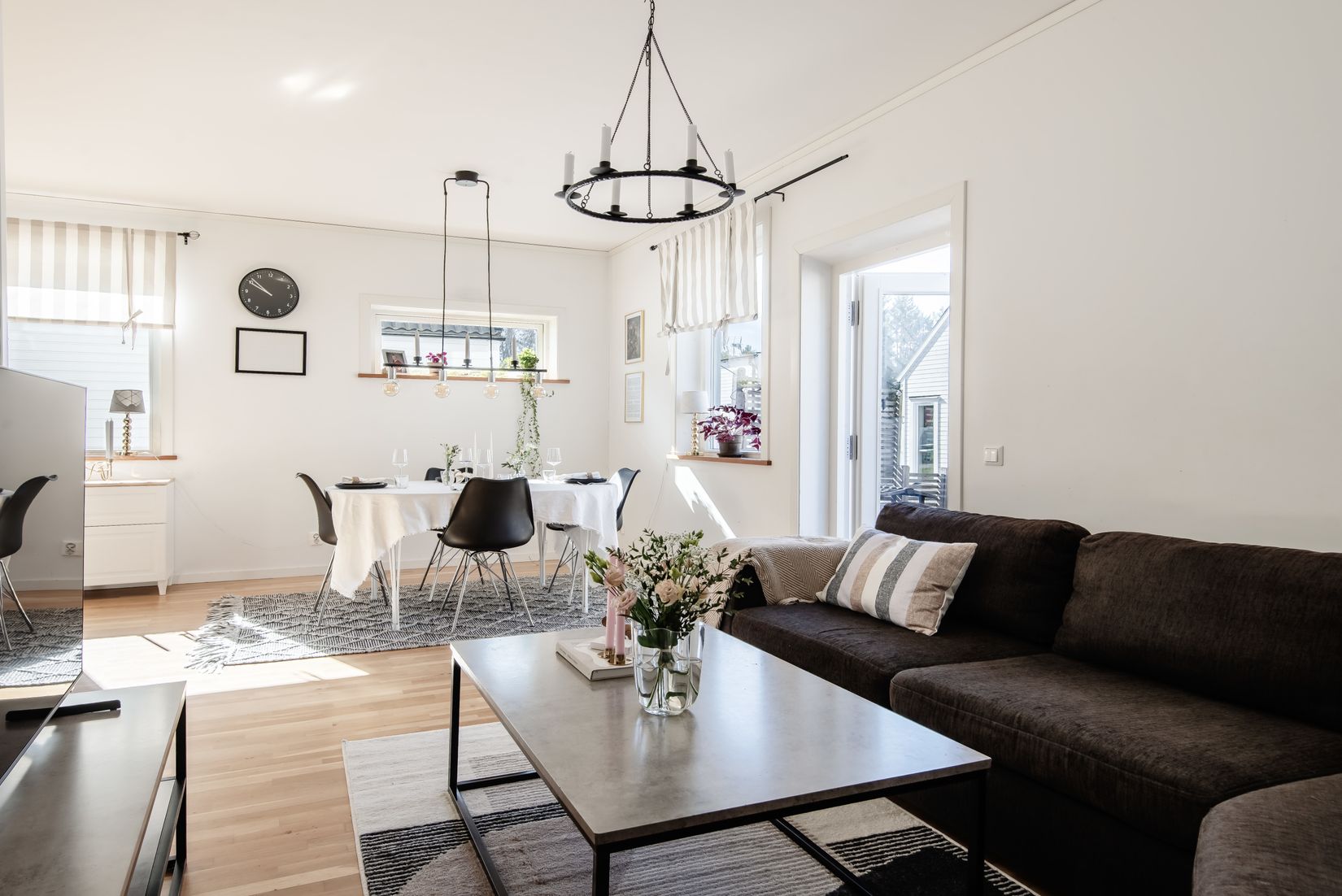 Radhus, Svinningeuddsvägen 6F, Svinninge, Österåker