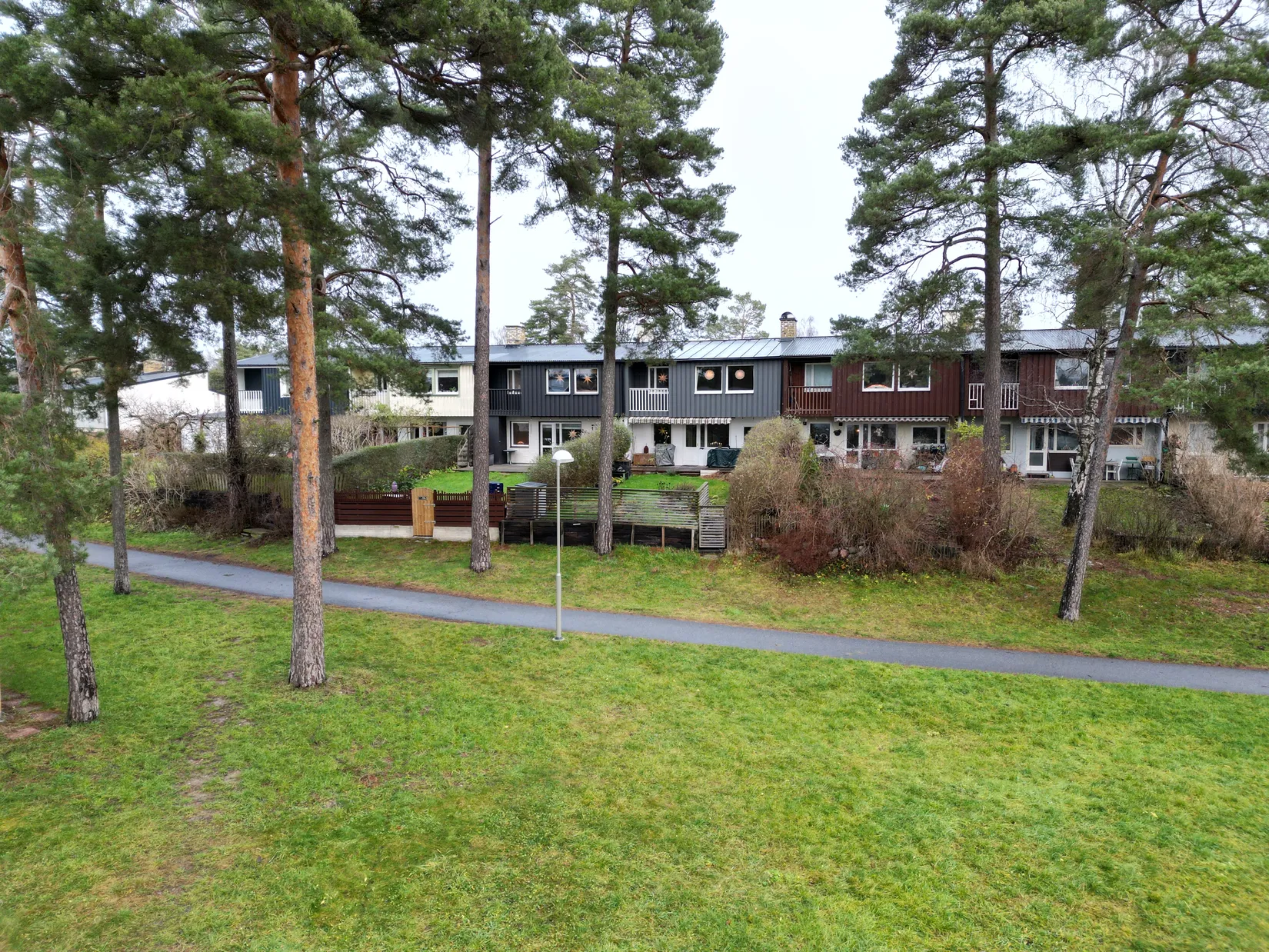 Villa, Radhus, Kurirgatan 18, Hässelby, Stockholm