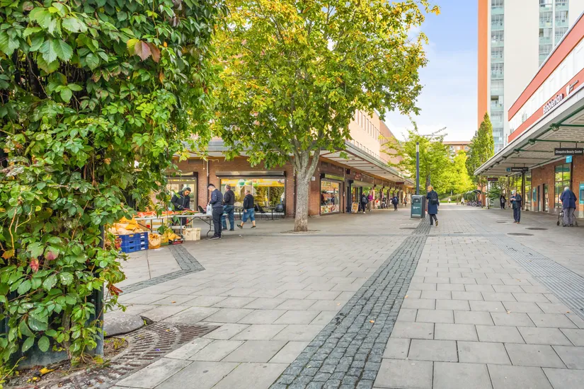 Villa, Radhus, Kurirgatan 18, Hässelby, Stockholm