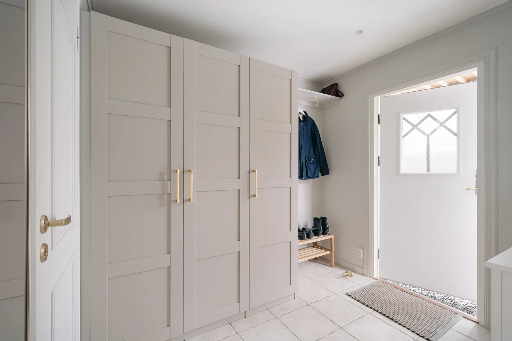 Villa, Radhus, Kurirgatan 18, Hässelby, Stockholm