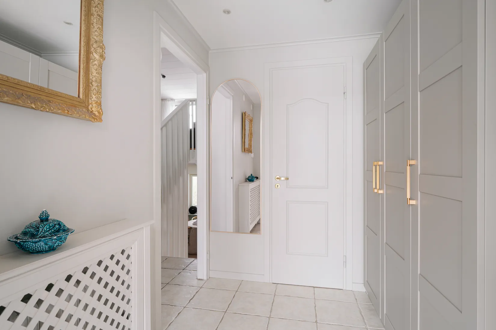 Villa, Radhus, Kurirgatan 18, Hässelby, Stockholm