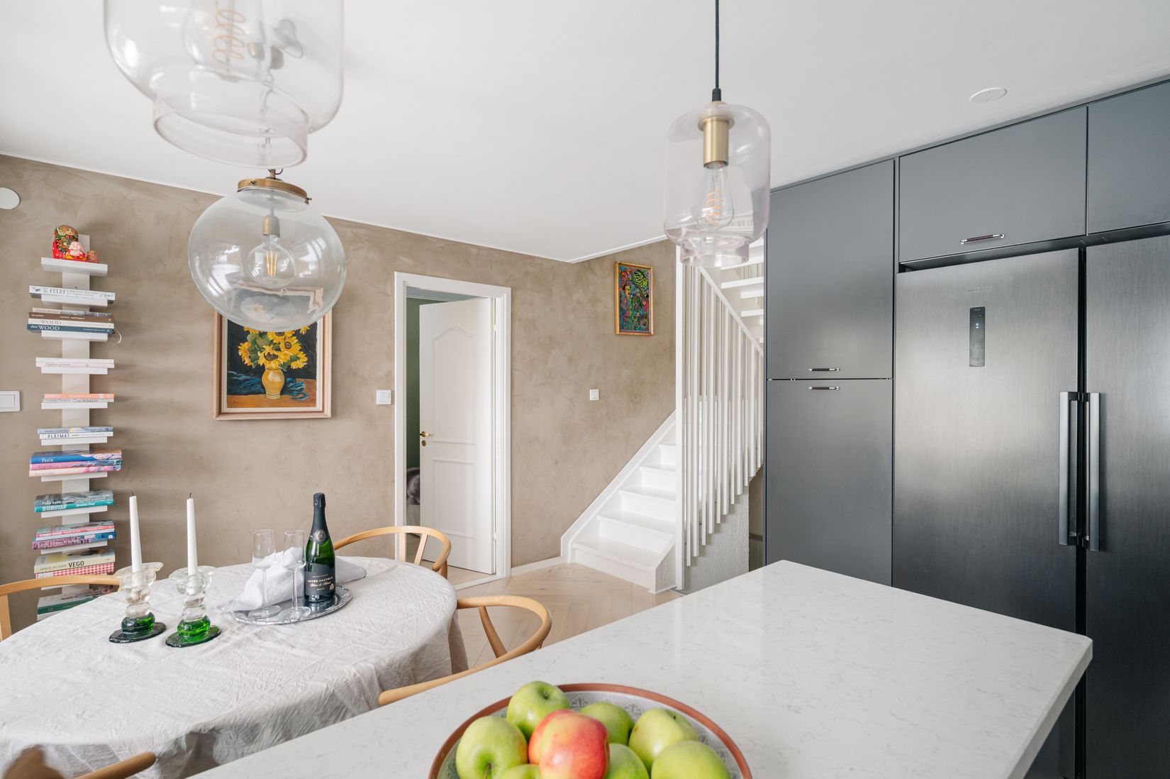 Villa, Radhus, Kurirgatan 18, Hässelby, Stockholm