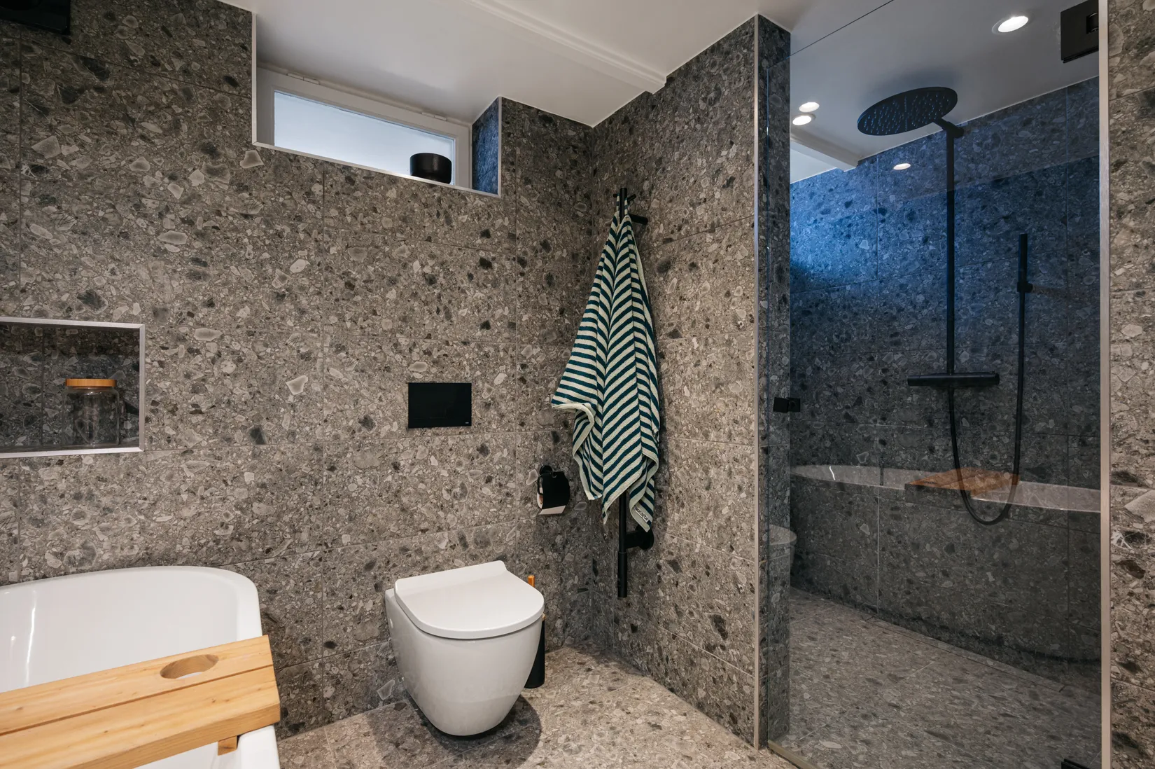 Villa, Radhus, Kurirgatan 18, Hässelby, Stockholm