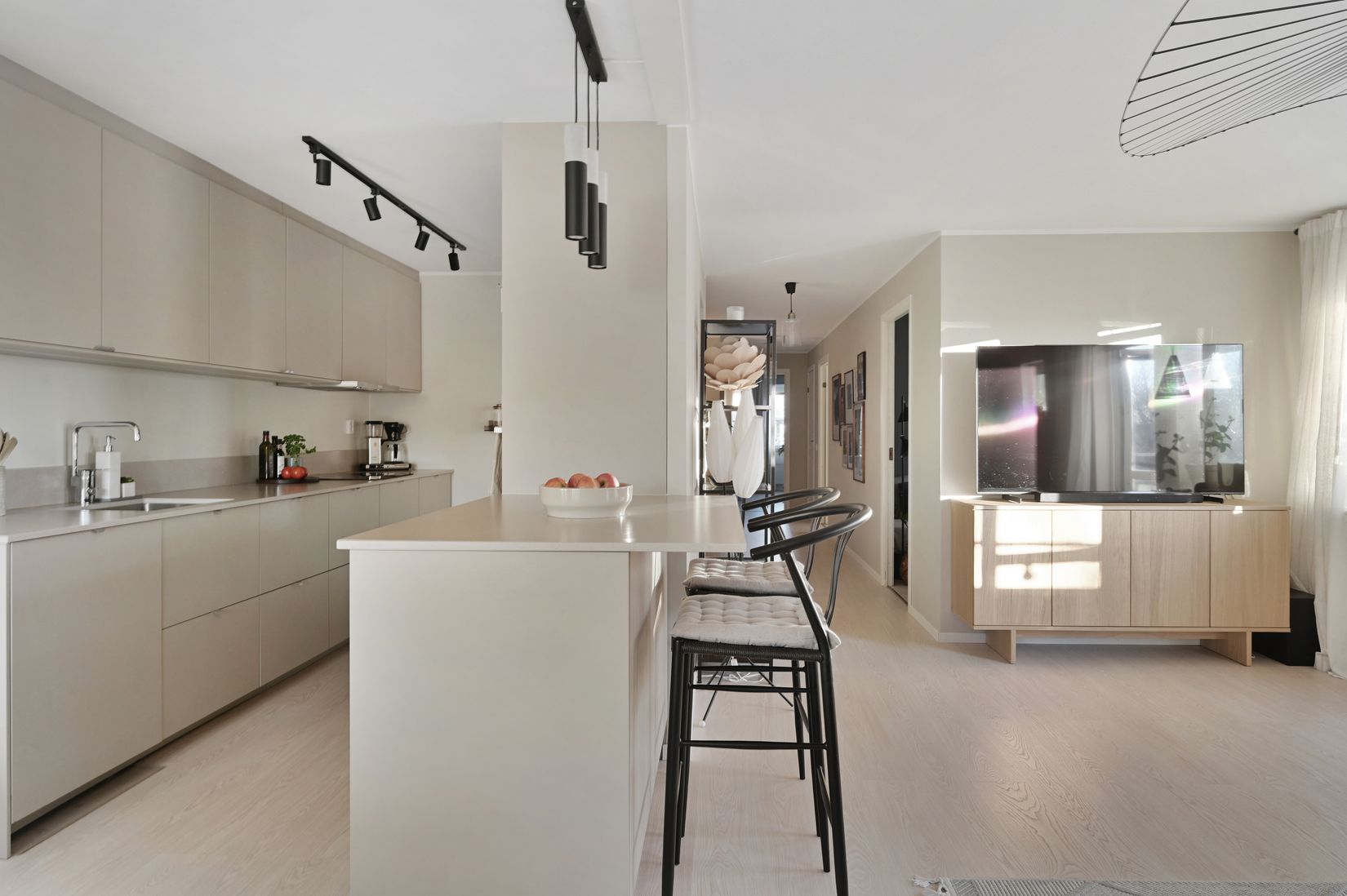 Bostadsrätt, Kvartalsvägen 14, Jakobsberg, Järfälla