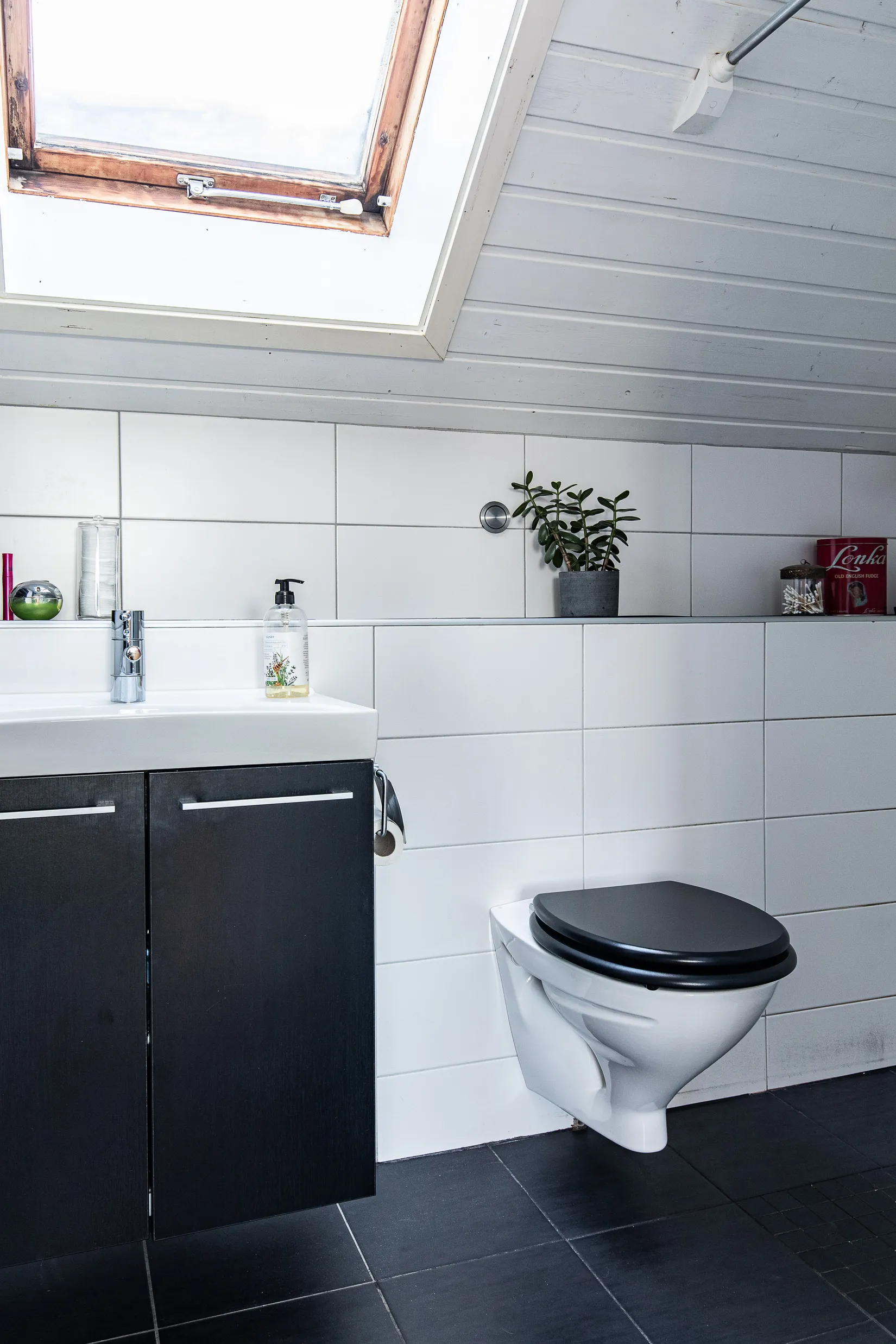 Villa, Övre Järnvägsgatan 19, Söder, Östersund